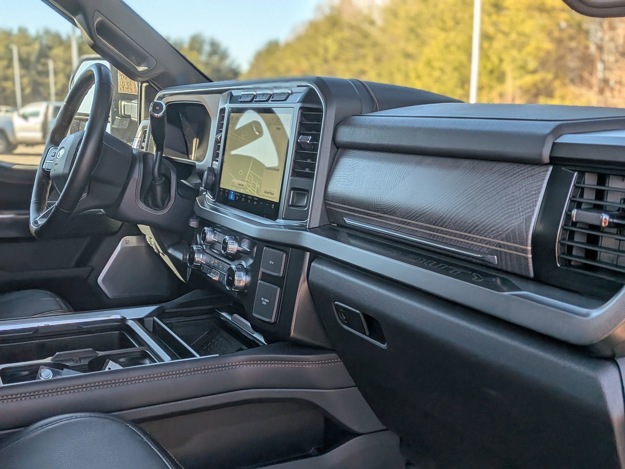 2023 Ford Super Duty F-250 SRW Platinum