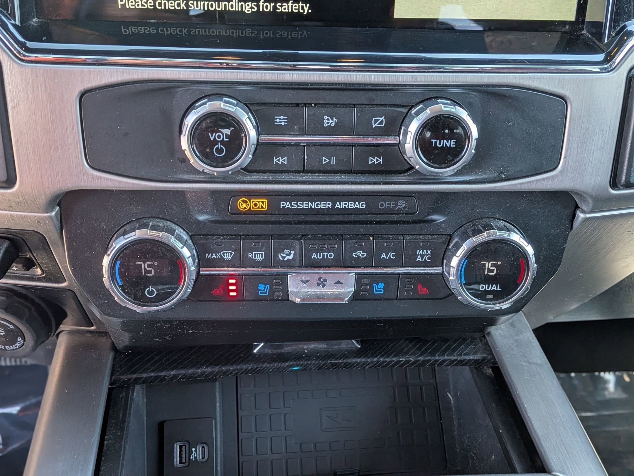 2022 Ford Super Duty F-350 SRW Platinum