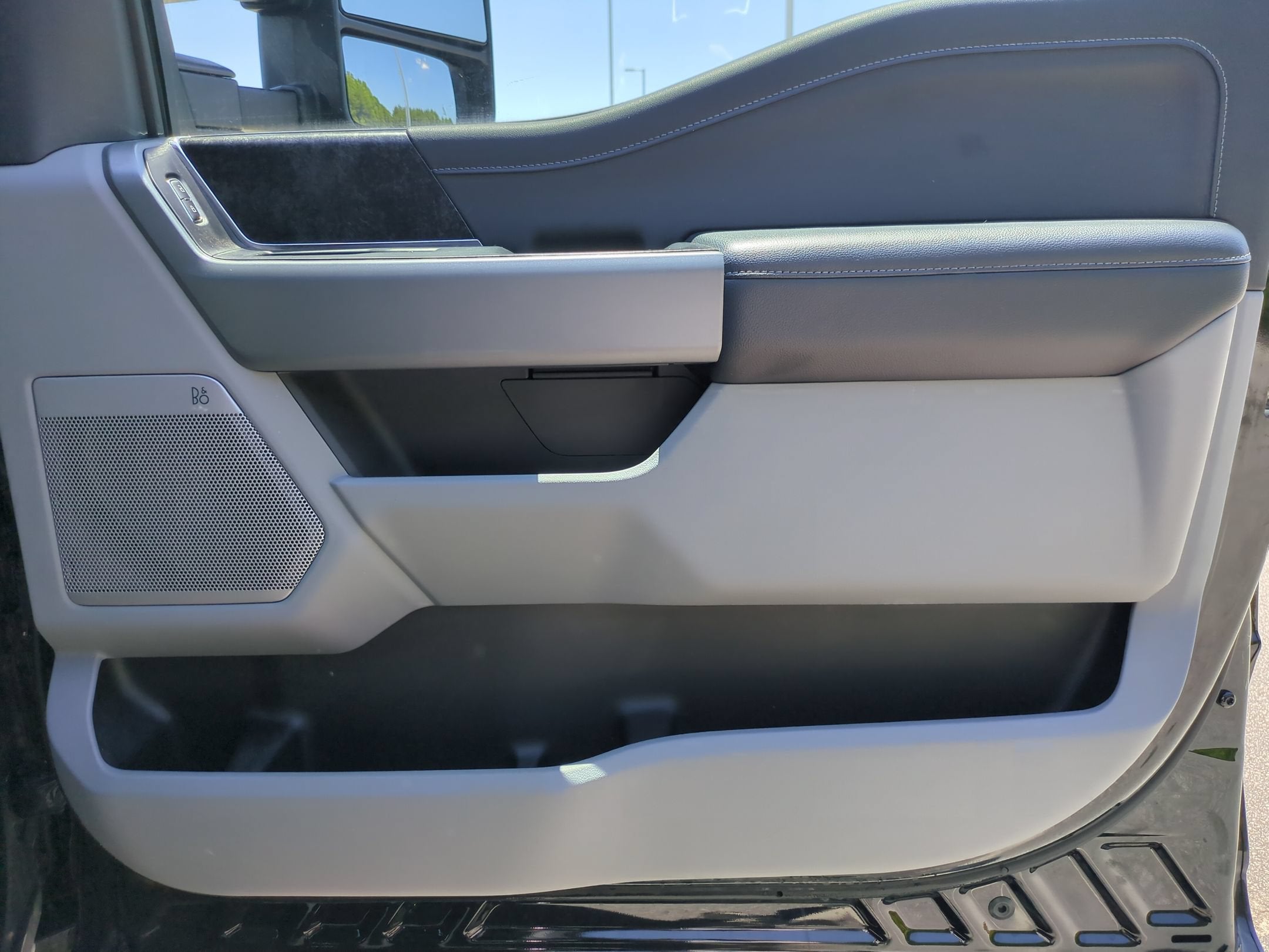 2024 Ford Super Duty F-350 SRW XLT
