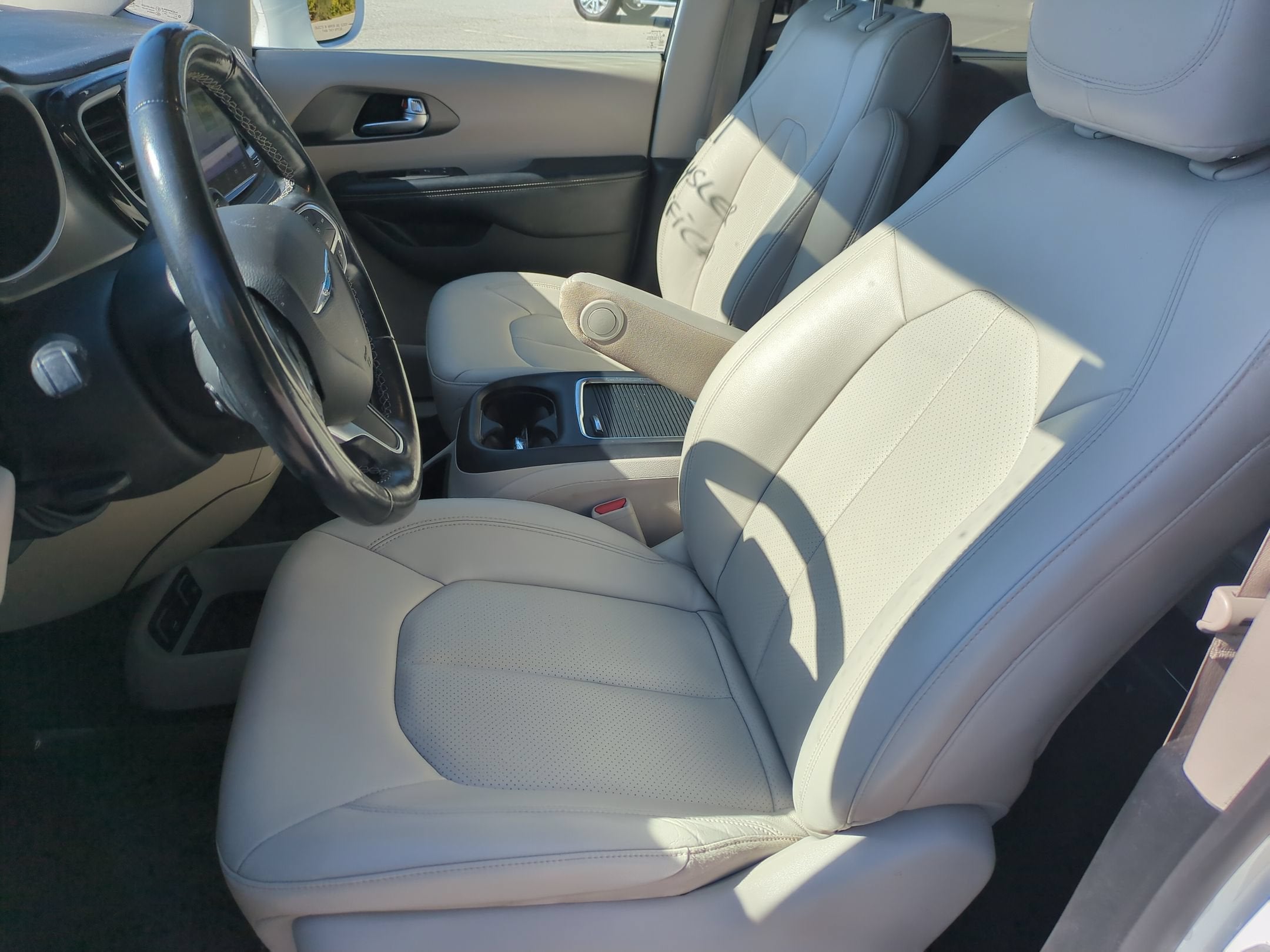 2021 Chrysler Pacifica Hybrid Touring L