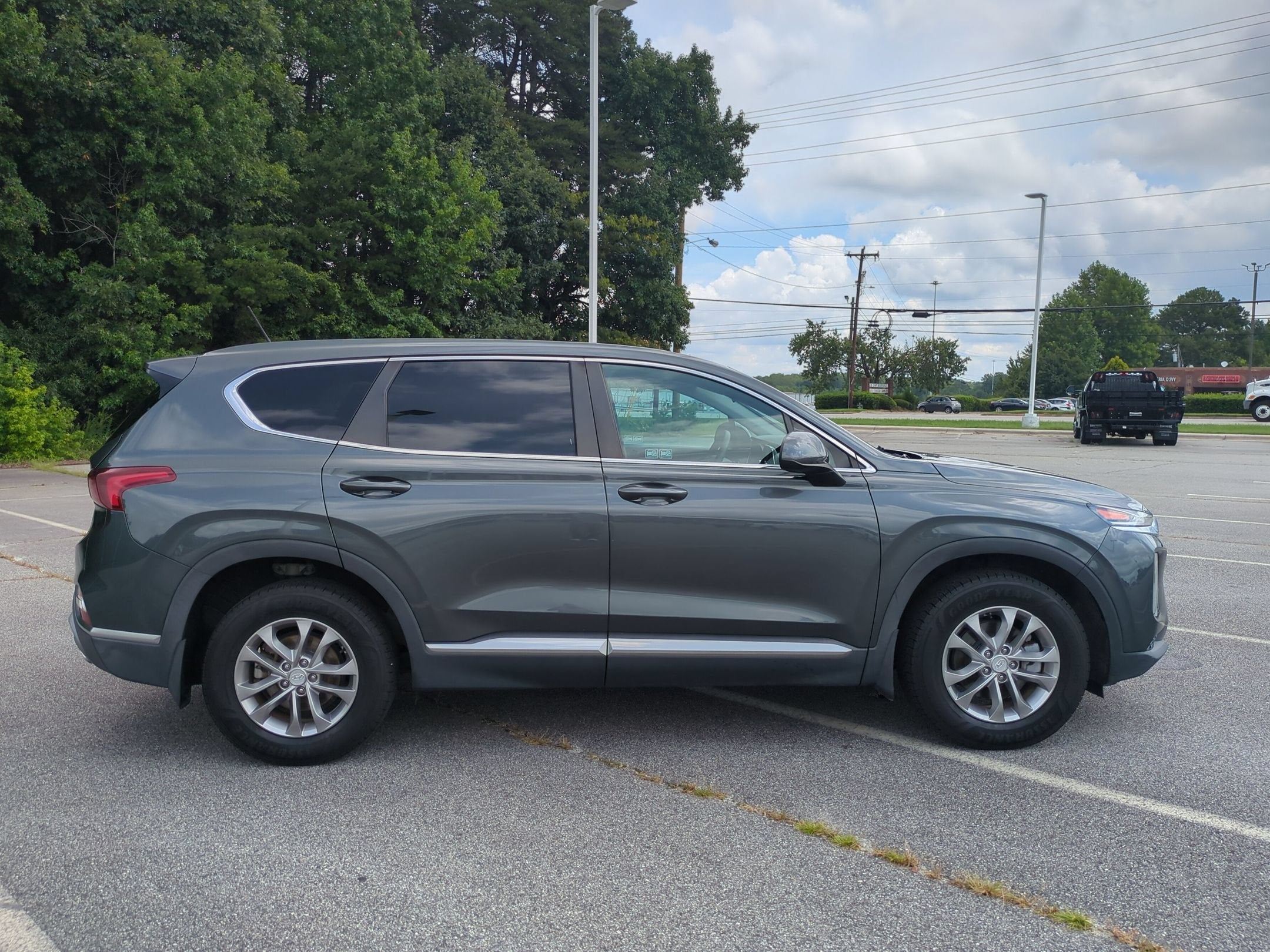 2020 Hyundai Santa Fe SE