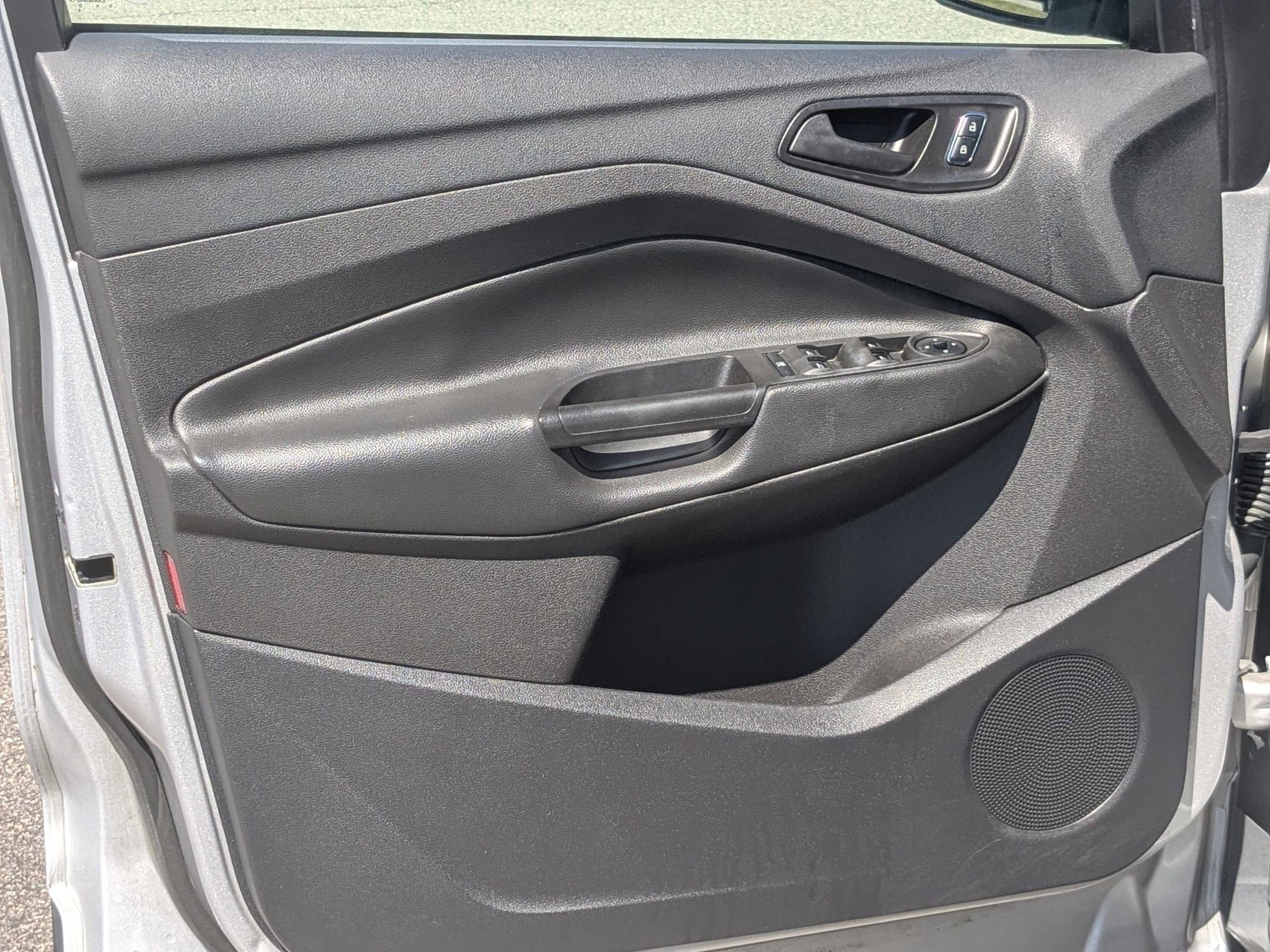 2016 Ford Escape S