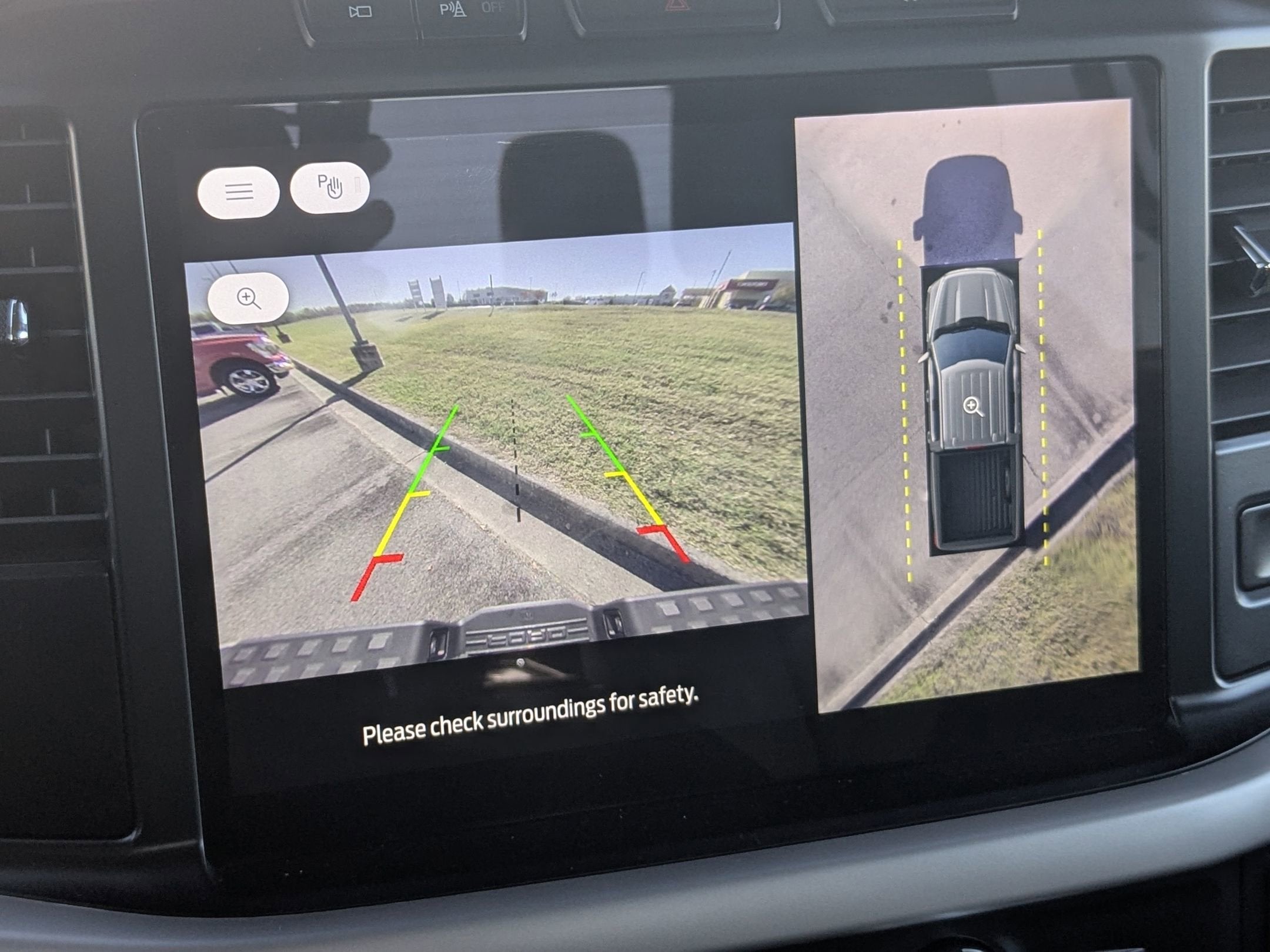 2023 Ford F-150 Lightning XLT