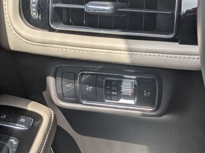 2023 Lincoln Aviator Standard
