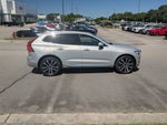 2023 Volvo XC60 Ultimate Bright Theme