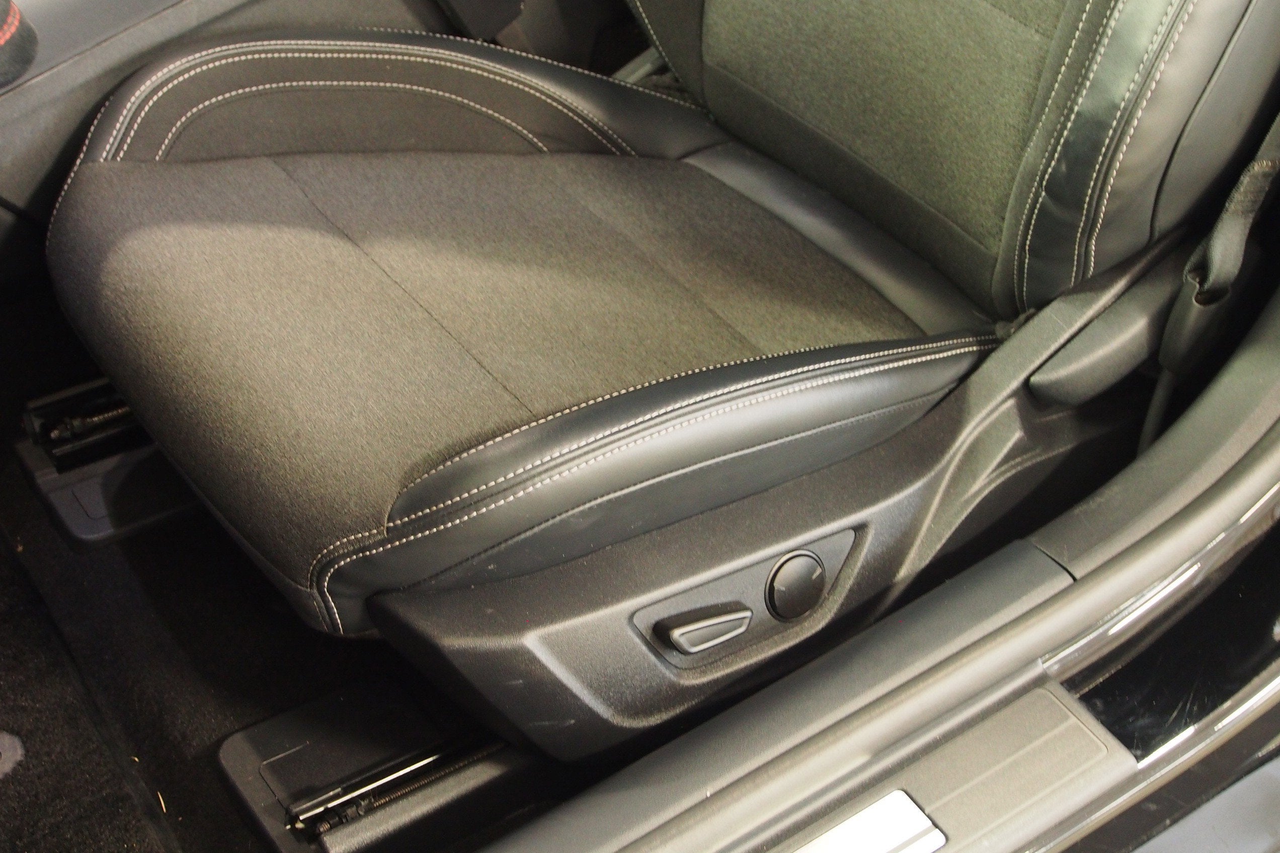 2024 Ford Mustang GT Saleen White Label