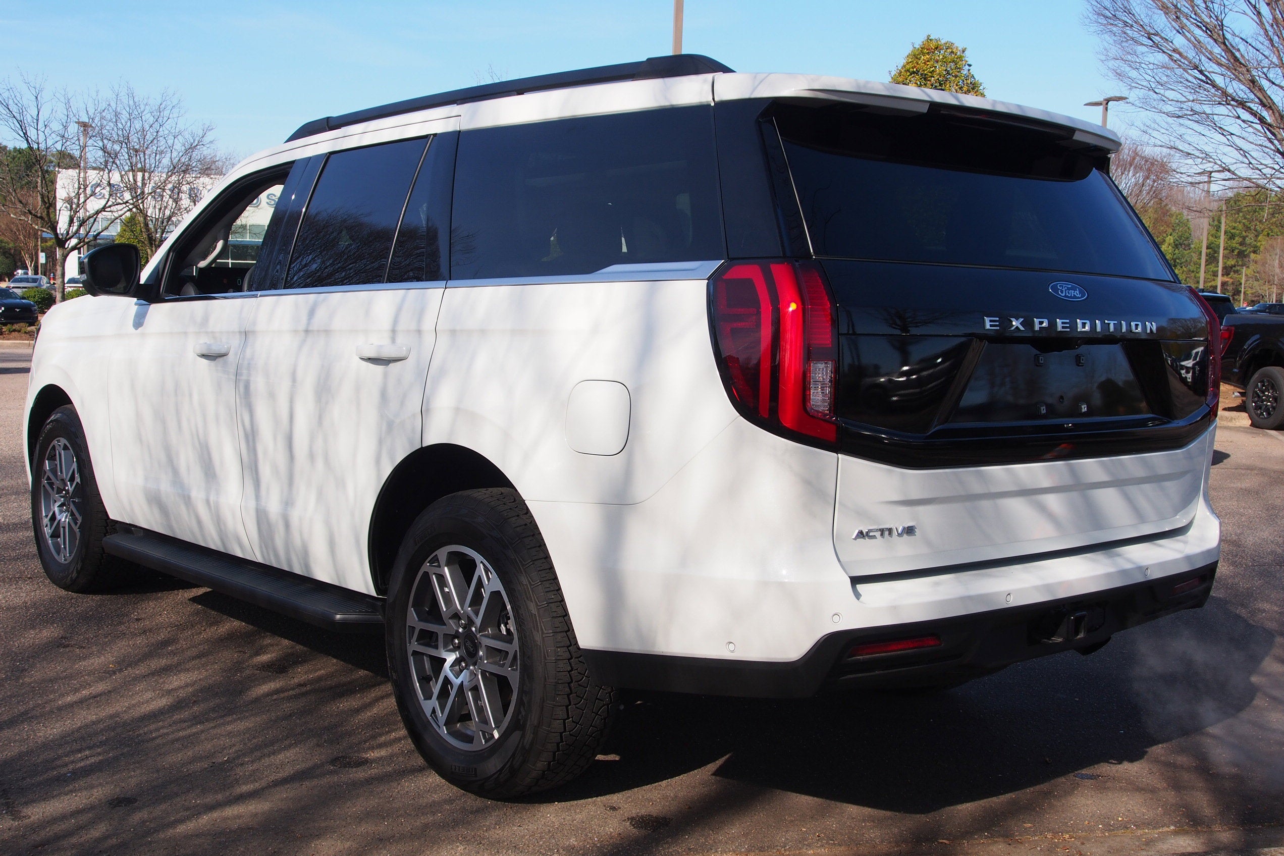 2025 Ford Expedition Active