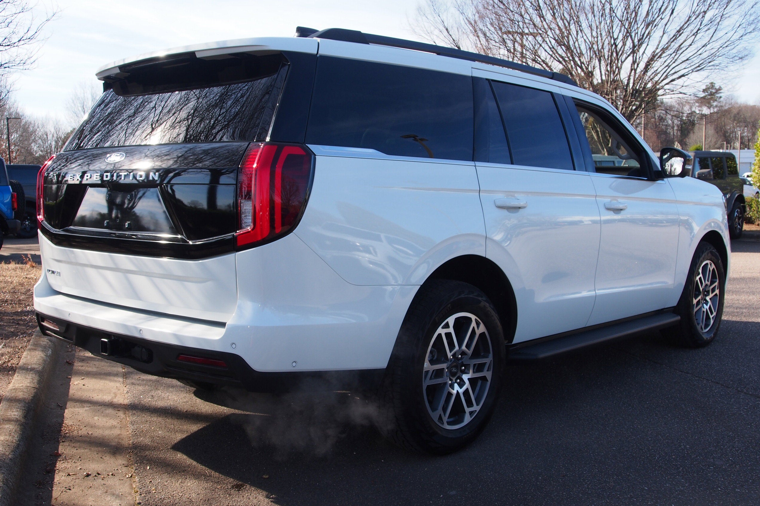 2025 Ford Expedition Active