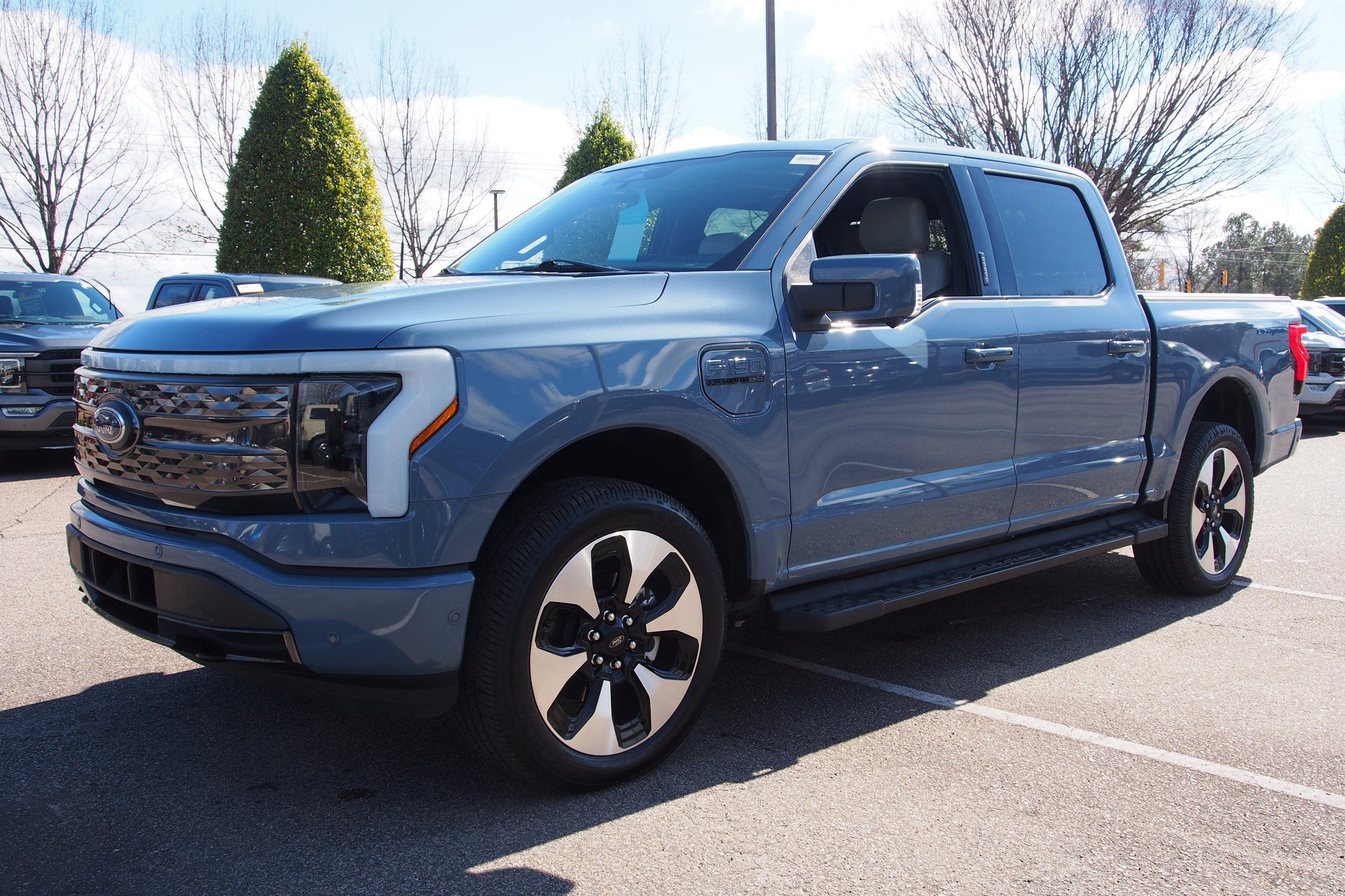 2023 Ford F-150 Lightning Platinum