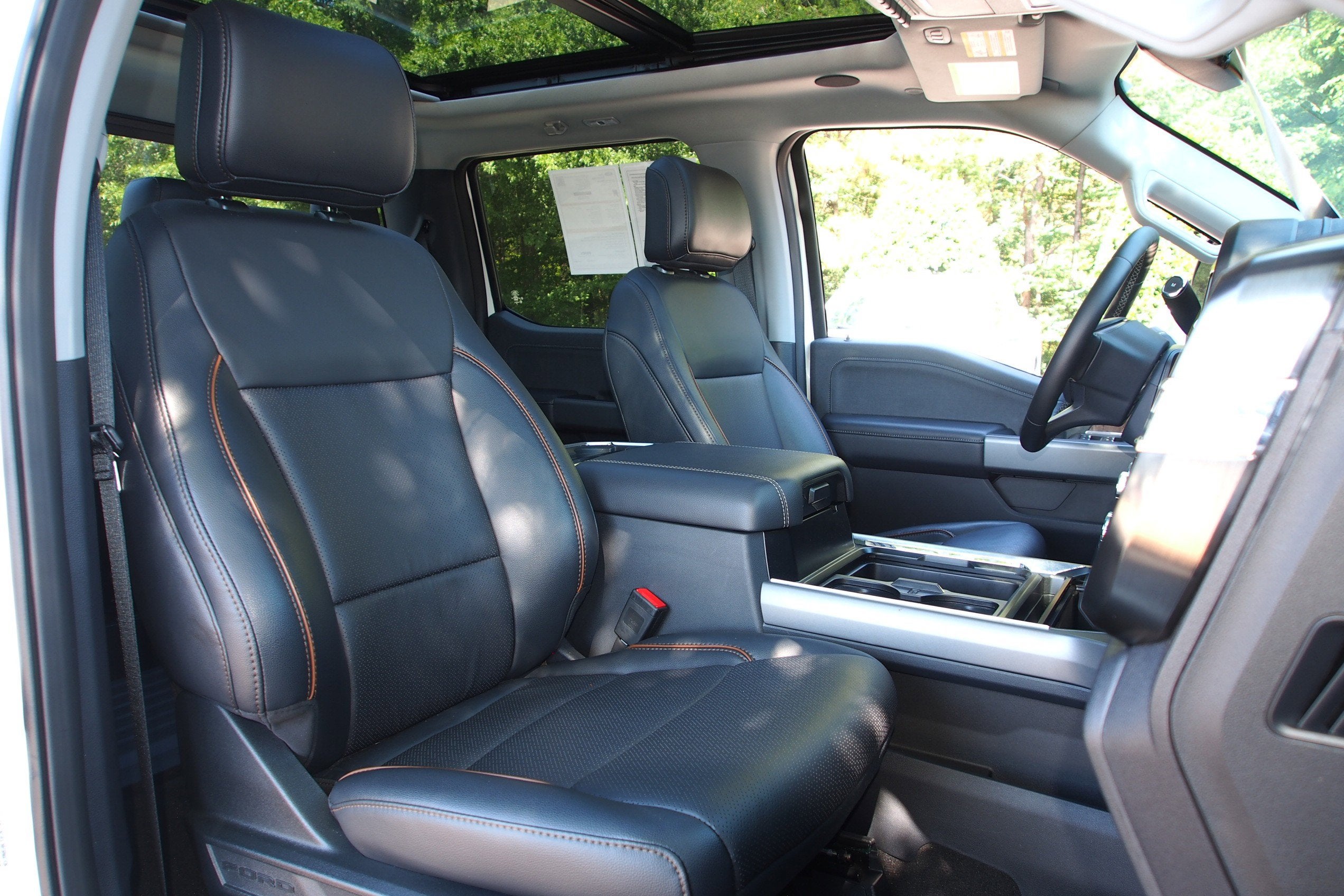 2025 Ford Super Duty F-350 DRW LARIAT