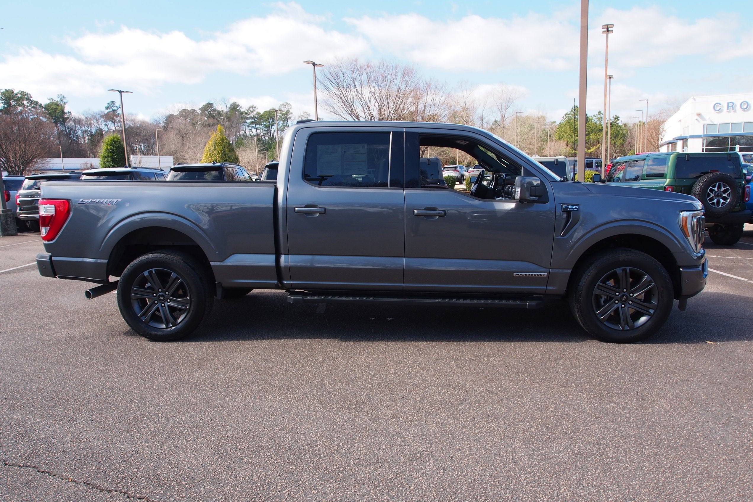 2023 Ford F-150 LARIAT