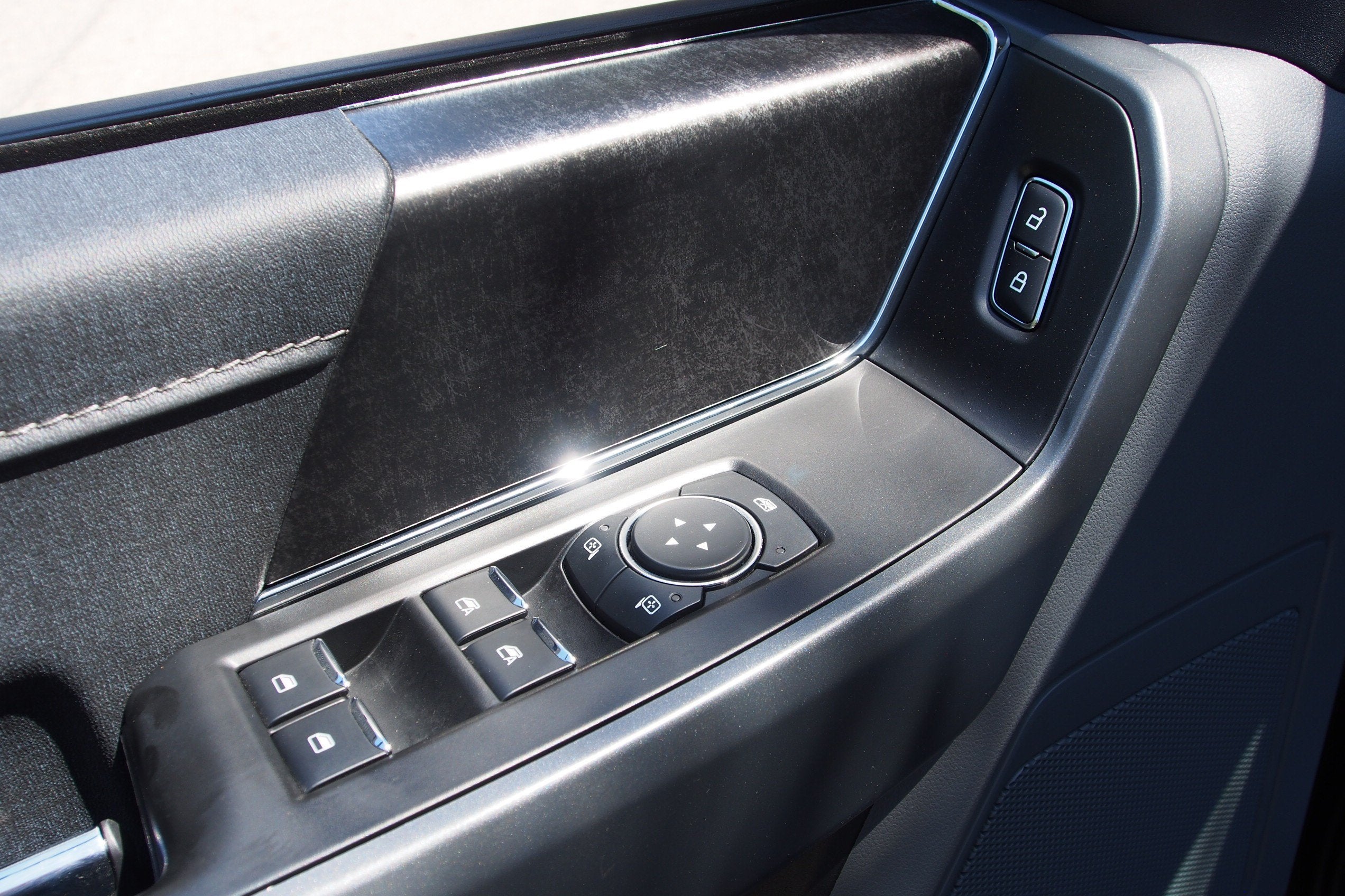 2024 Ford F-150 Lightning XLT