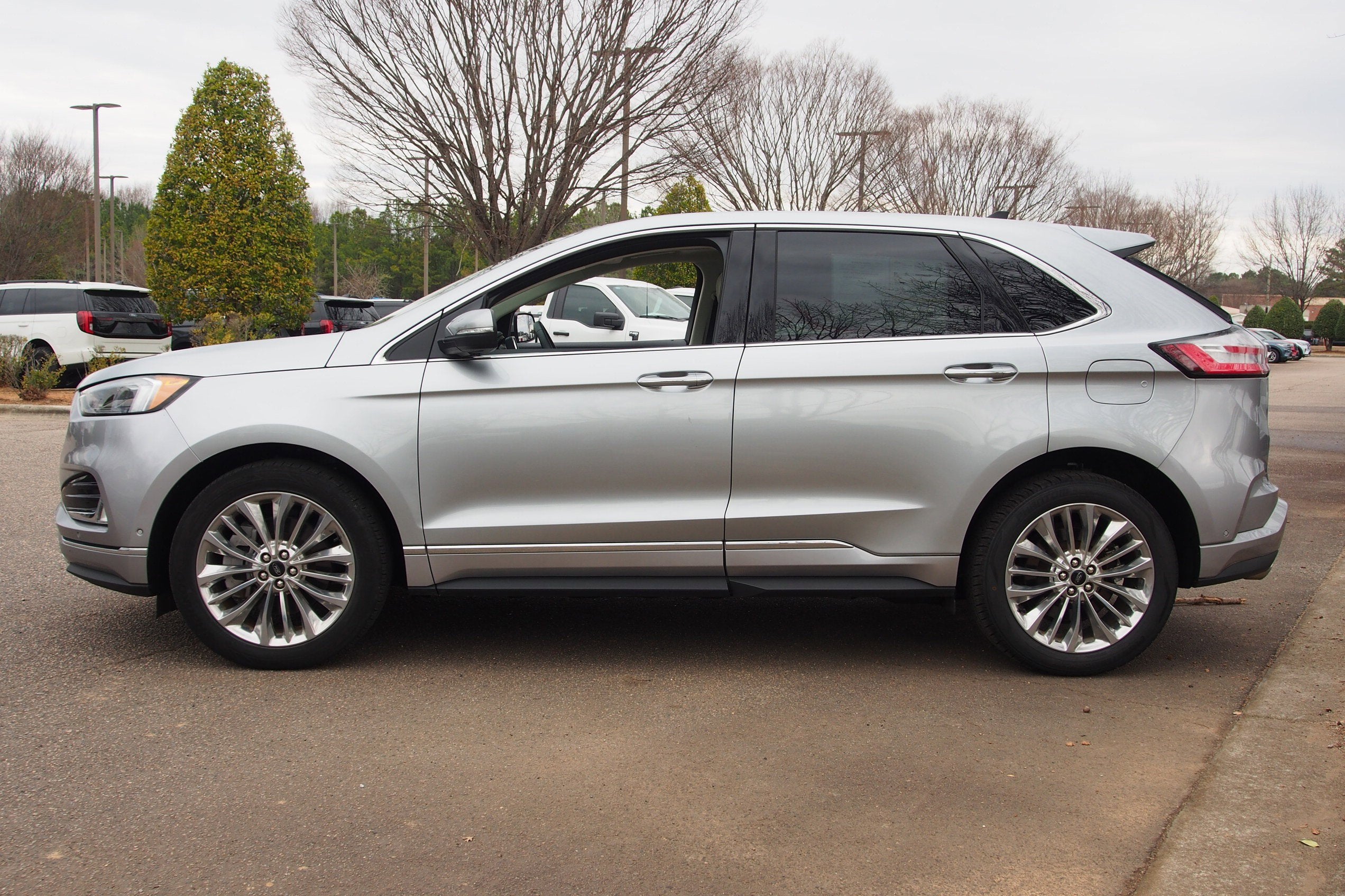 2024 Ford Edge Titanium