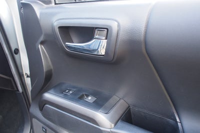 2022 Toyota Tacoma 4WD TRD Off Road