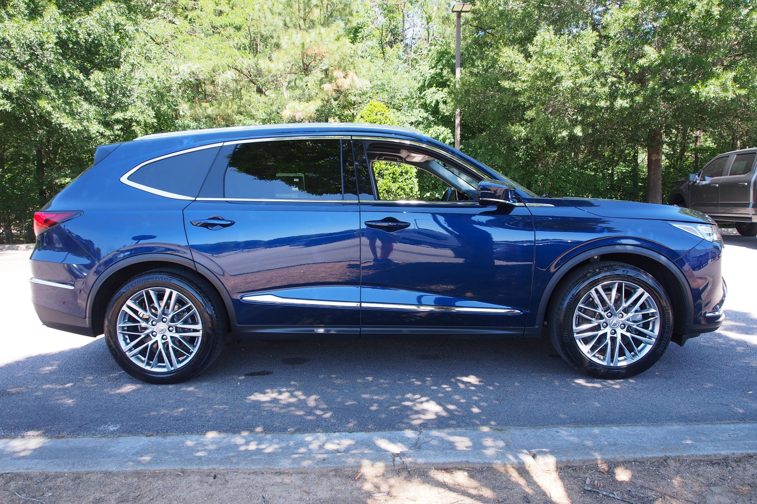 2023 Acura MDX w/Advance Package
