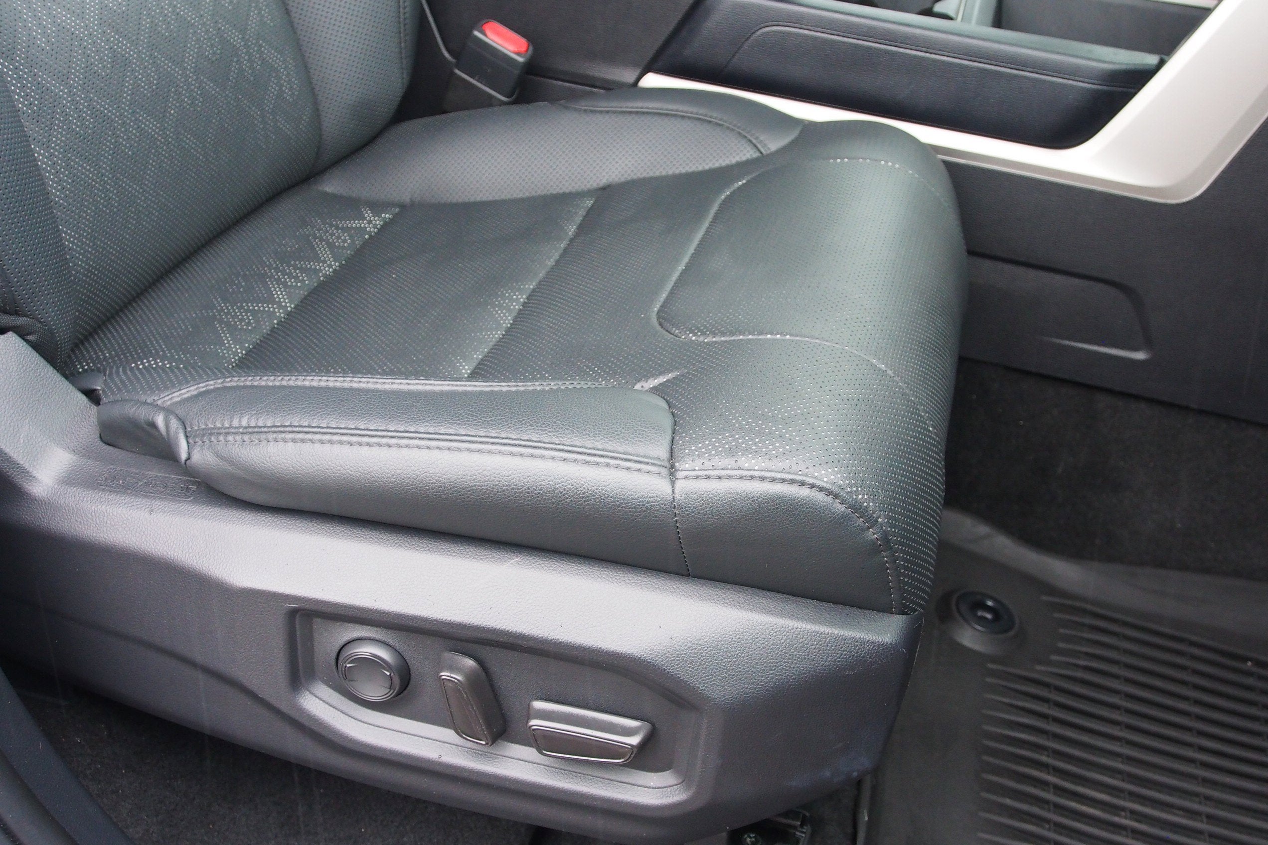 2024 Toyota Tundra 2WD SR5