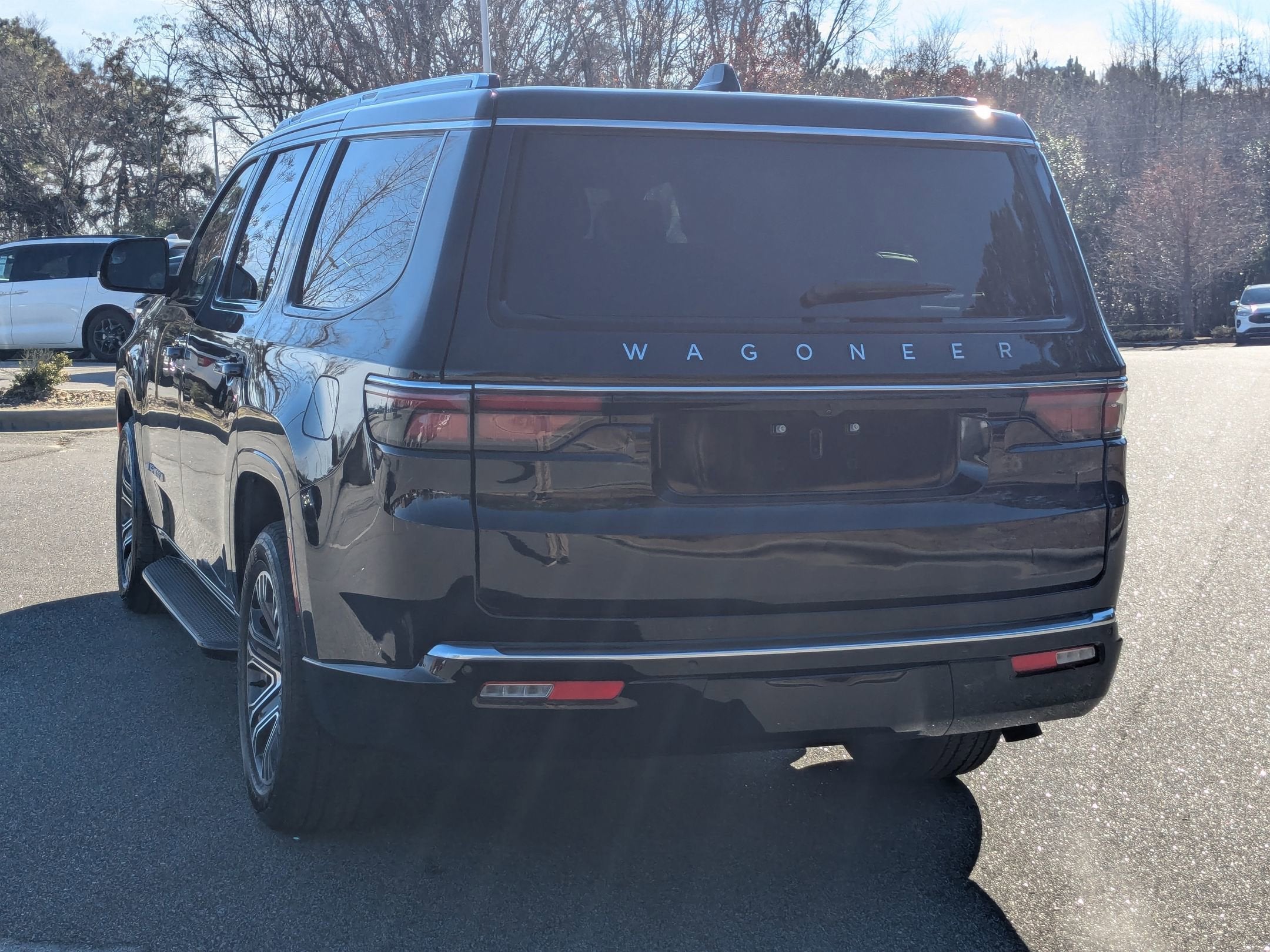 2024 Jeep Wagoneer Base