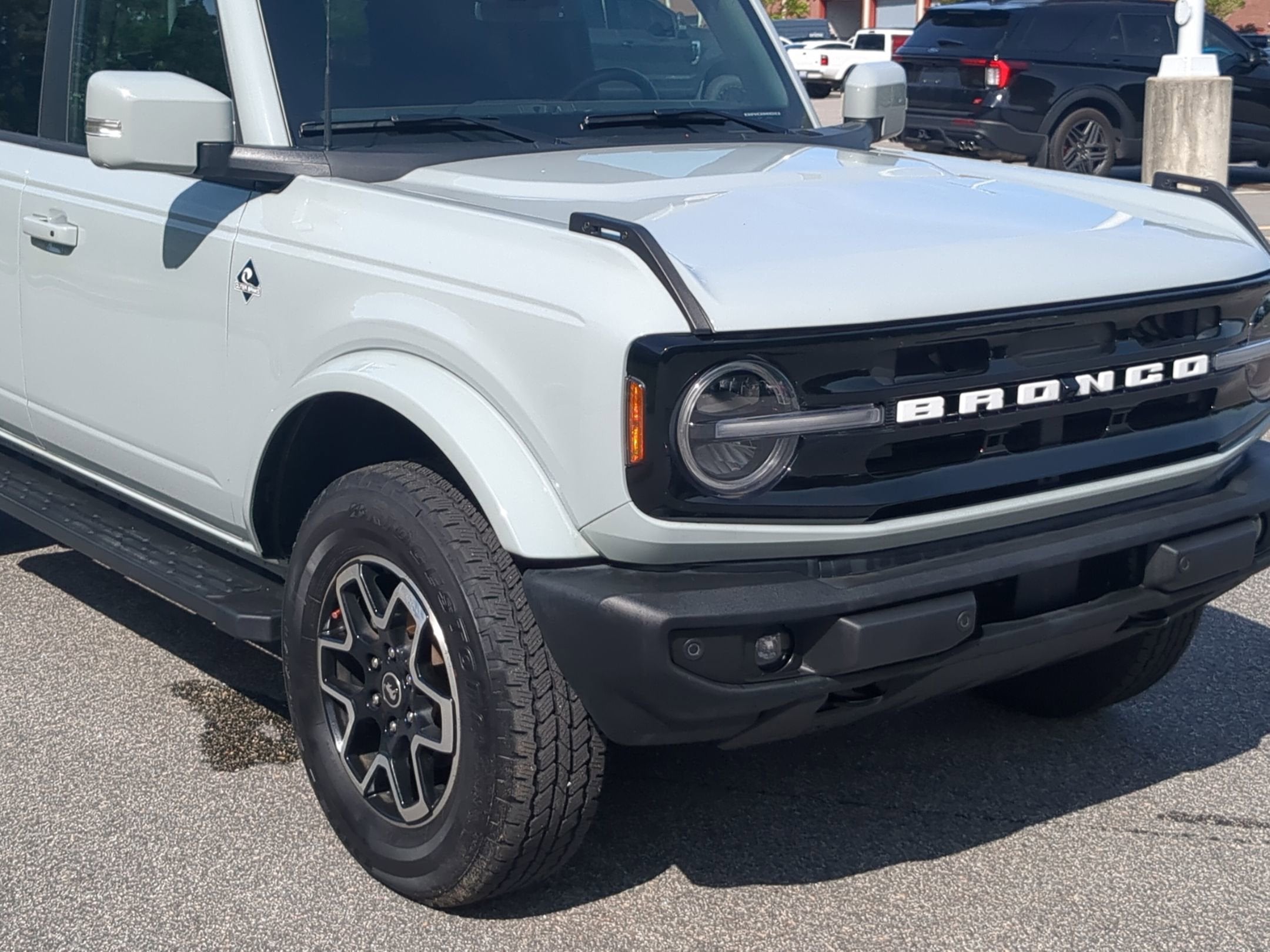 2024 Ford Bronco Outer Banks
