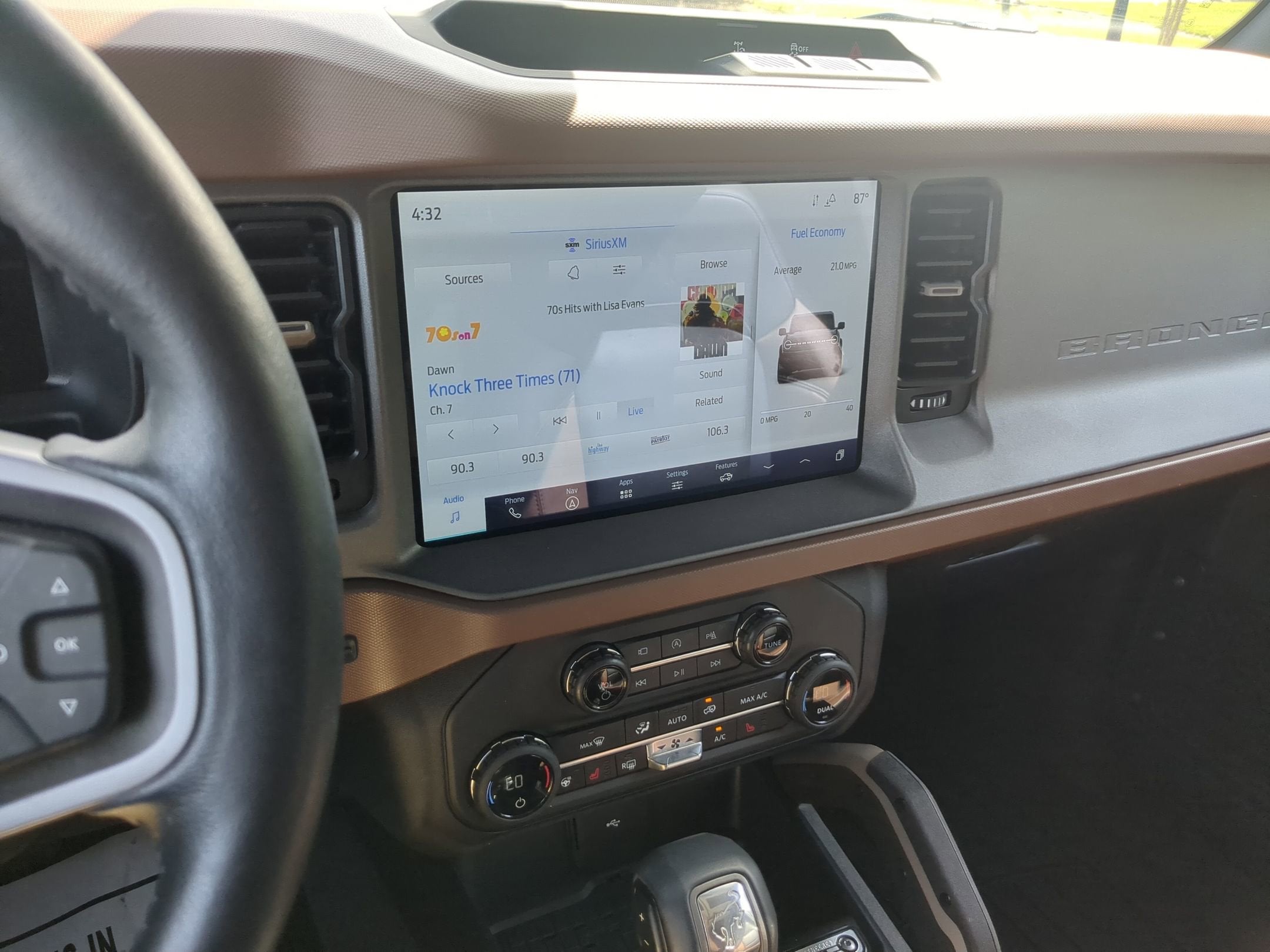 2024 Ford Bronco Outer Banks