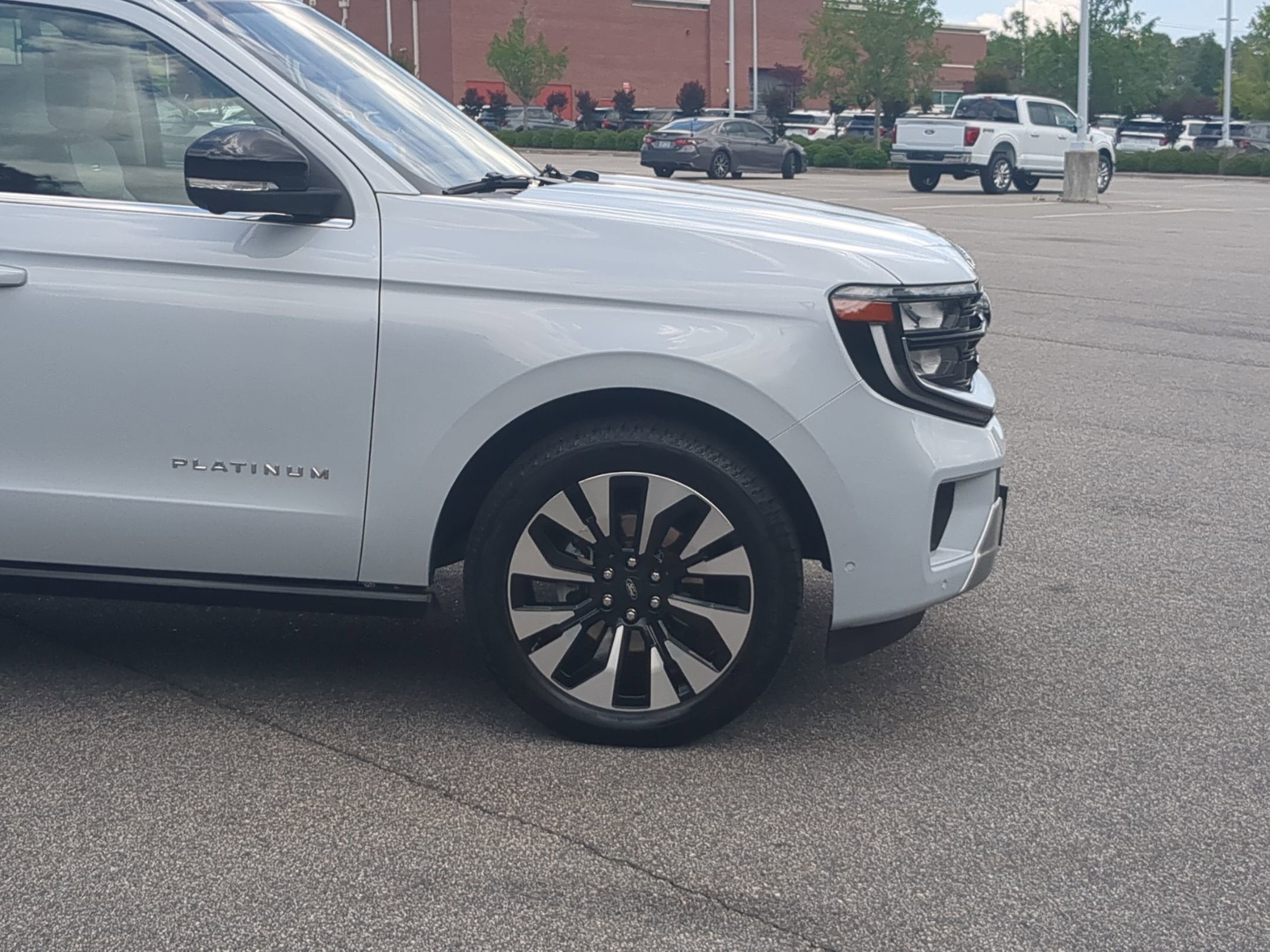 2025 Ford Expedition Platinum
