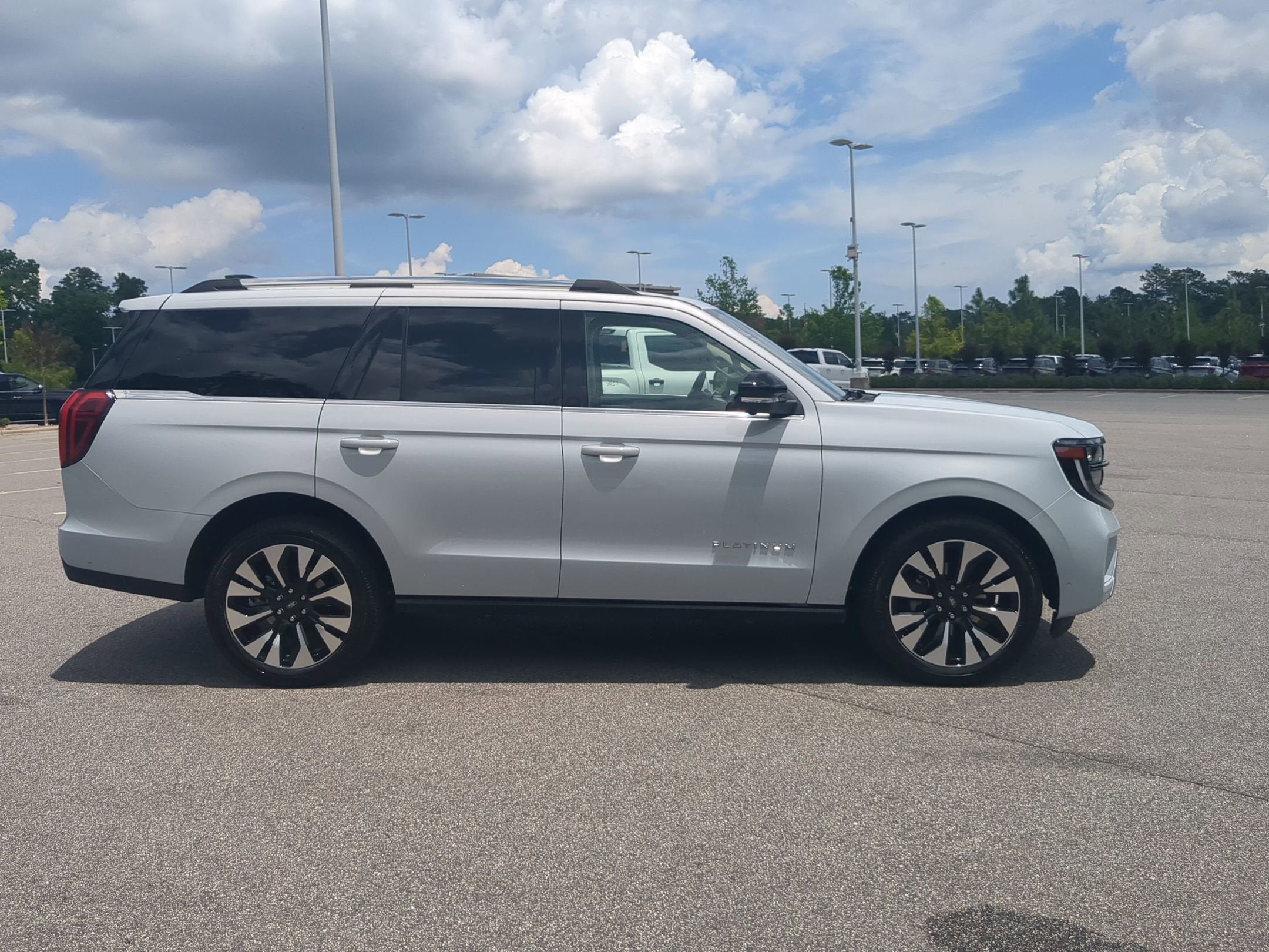 2025 Ford Expedition Platinum