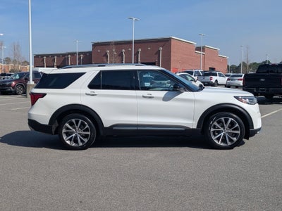 2025 Ford Explorer Platinum