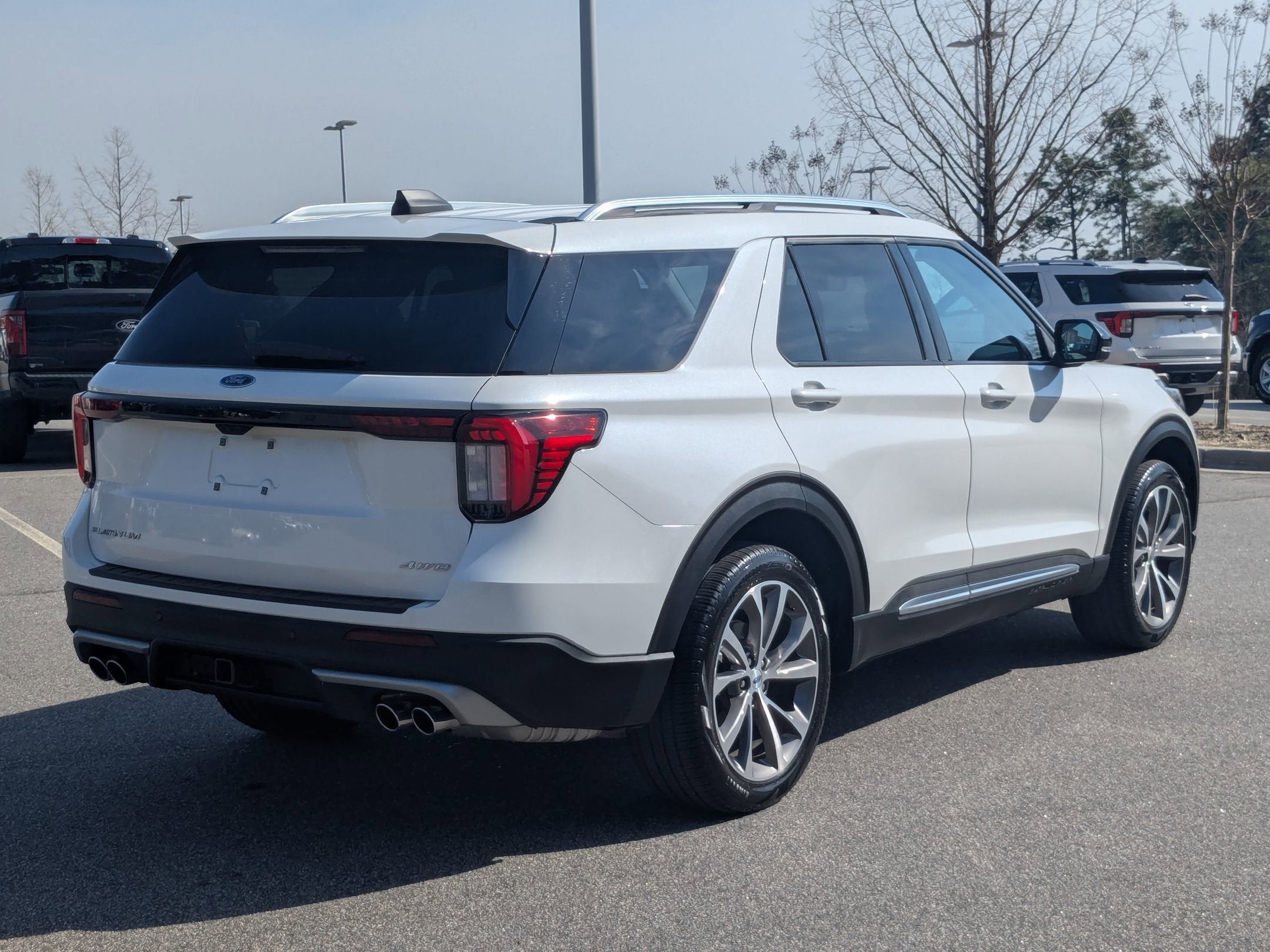 2025 Ford Explorer Platinum