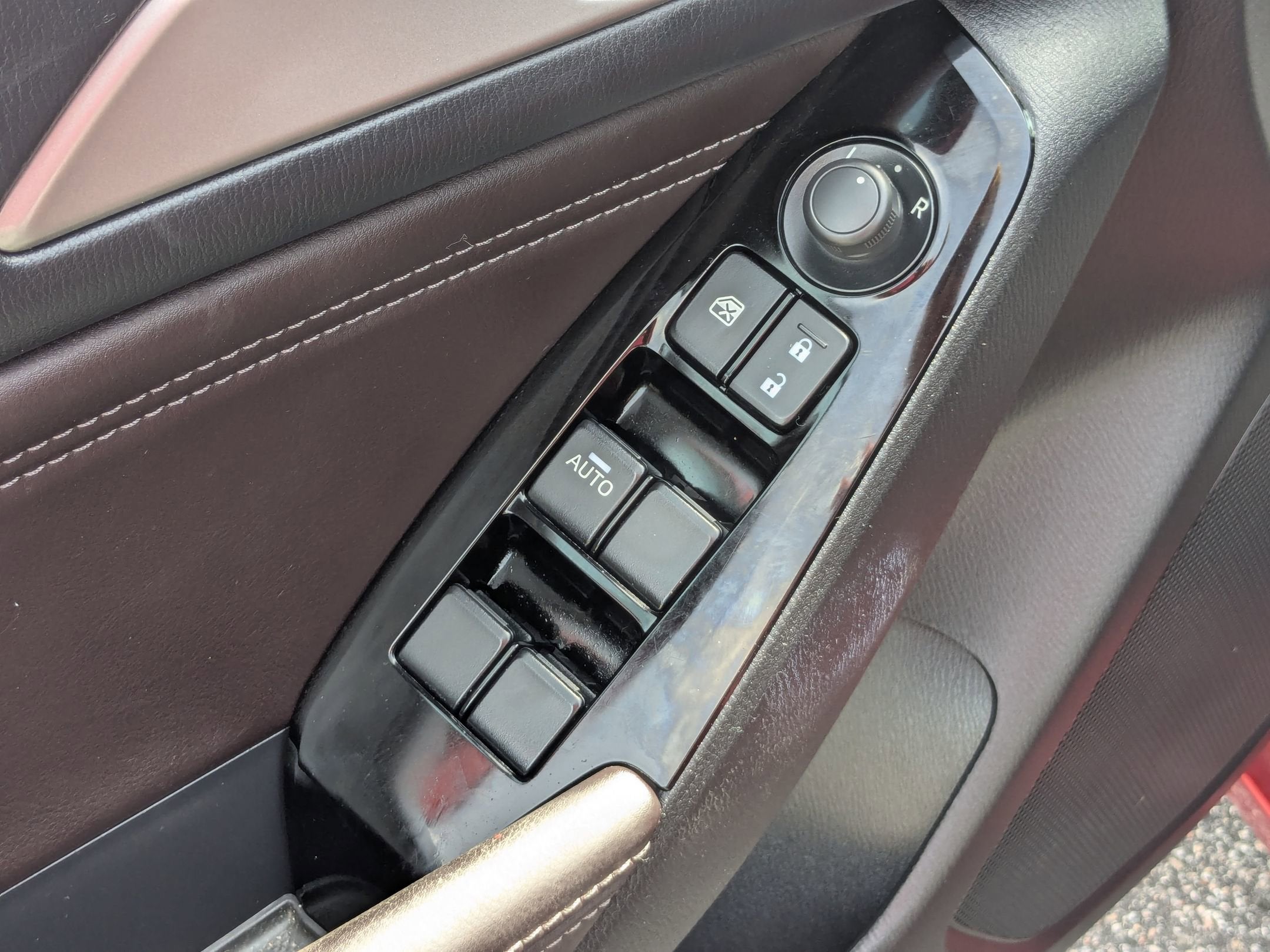 2017 Mazda Mazda3 5-Door Touring 2.5