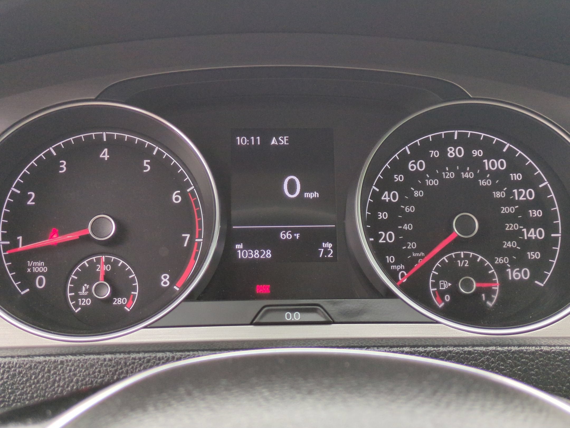 2016 Volkswagen Golf TSI S