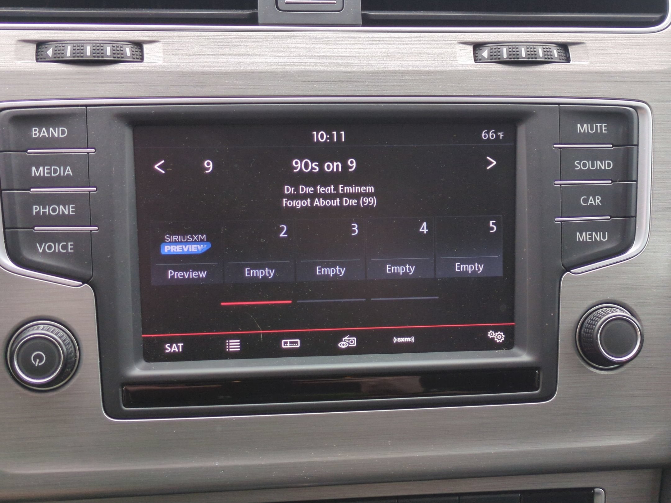 2016 Volkswagen Golf TSI S