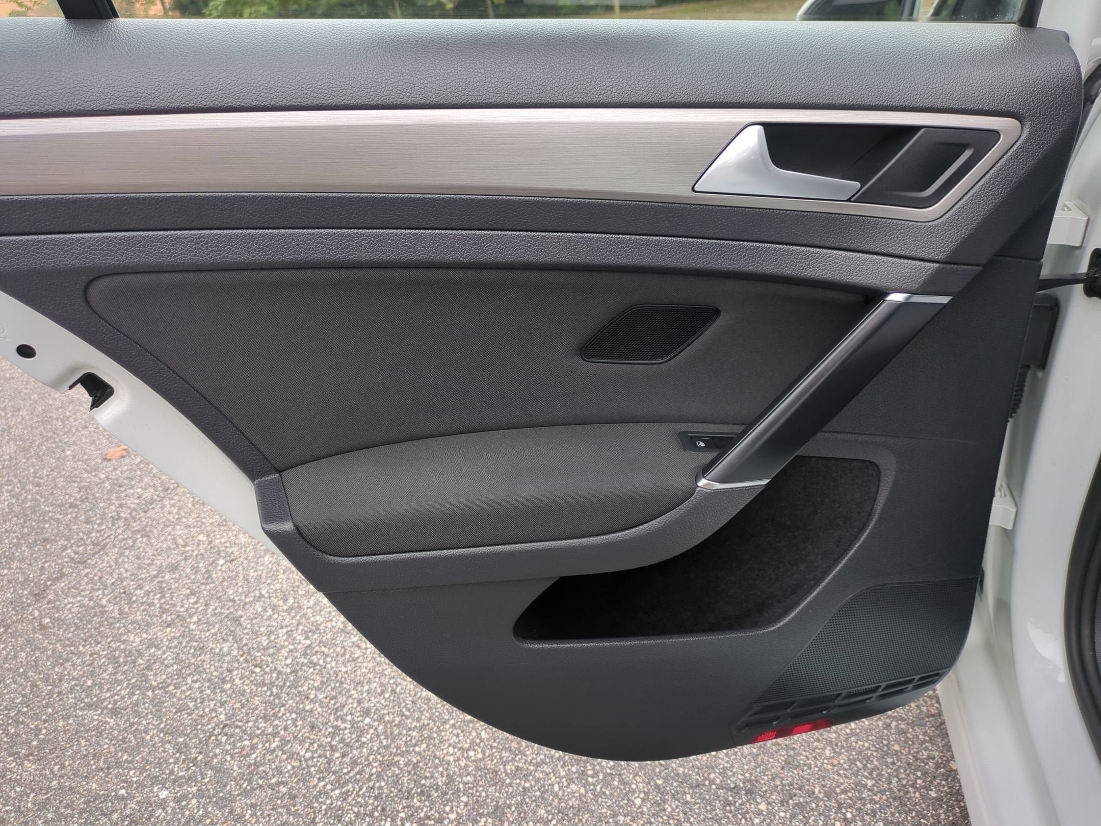 2016 Volkswagen Golf TSI S