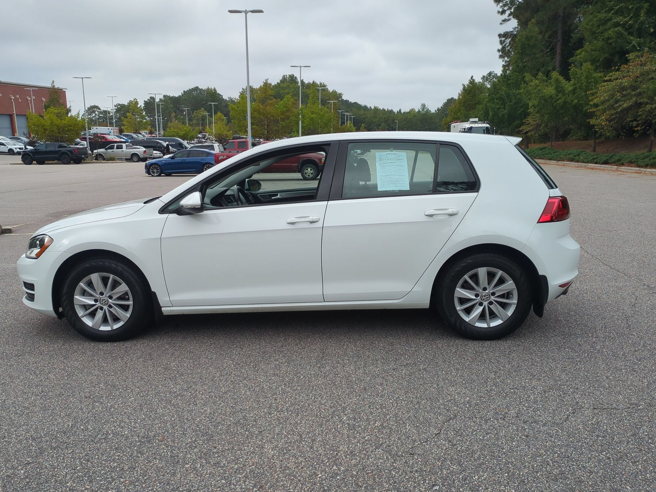2016 Volkswagen Golf TSI S