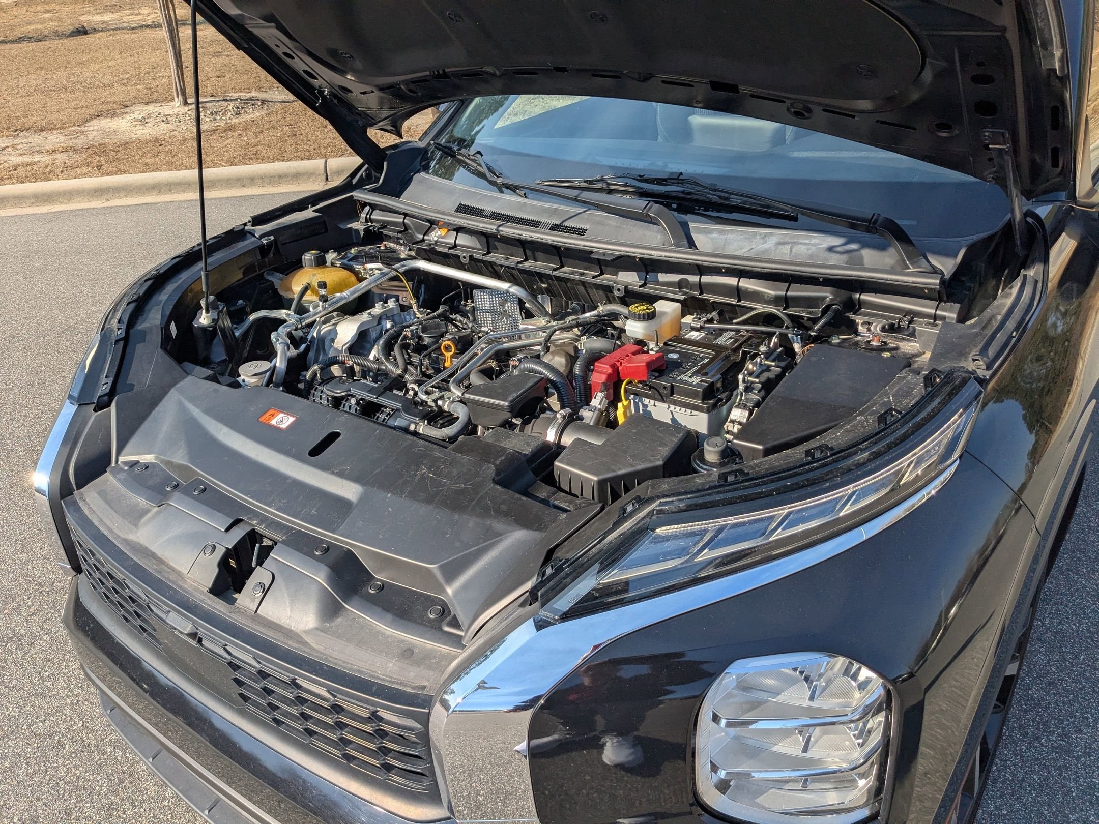 2022 Mitsubishi Outlander ES