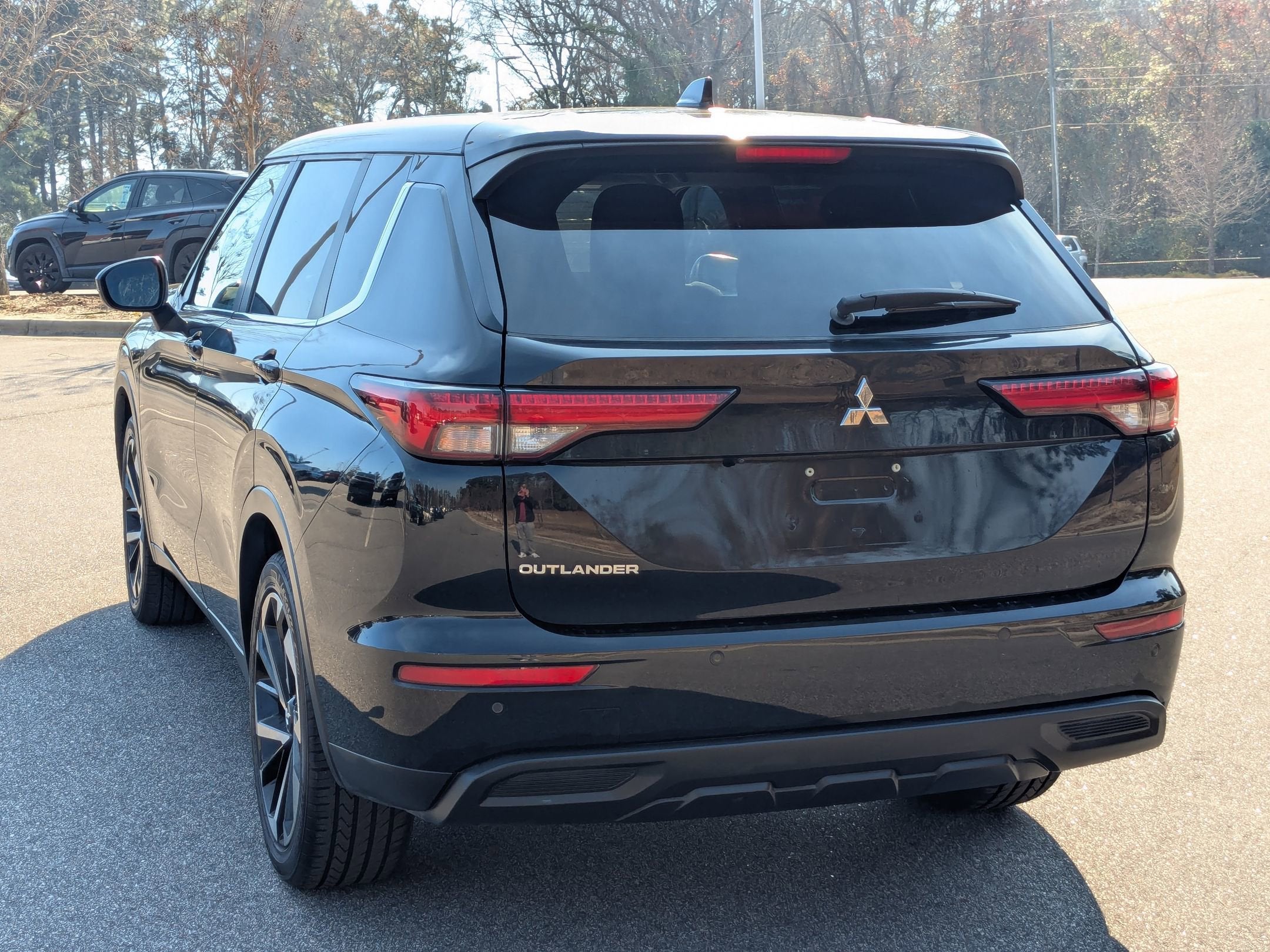 2022 Mitsubishi Outlander ES