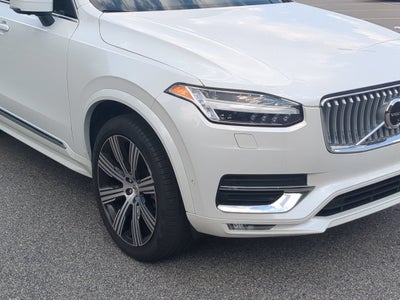 2024 Volvo XC90 Plus Bright Theme