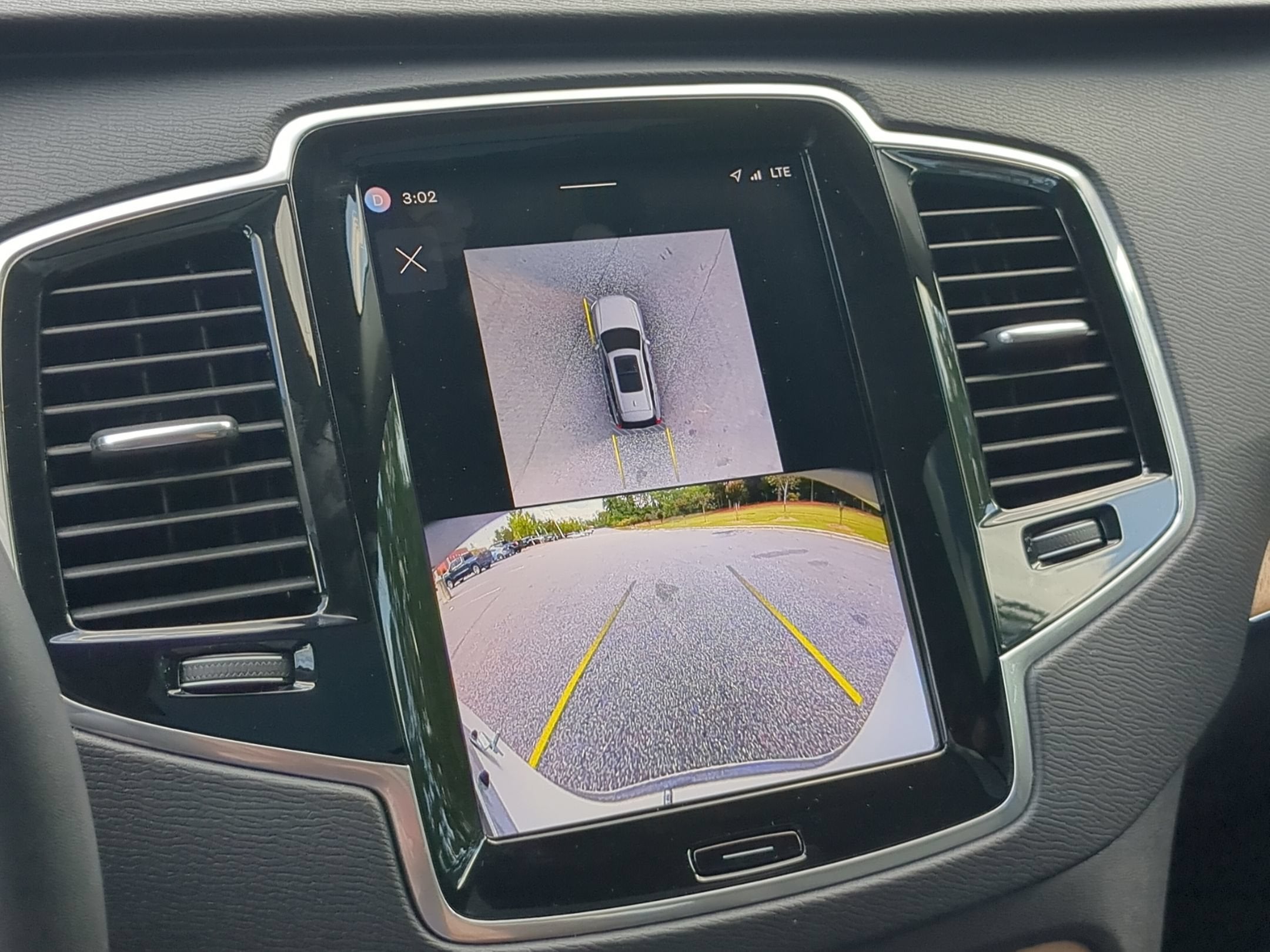 2024 Volvo XC90 Plus Bright Theme