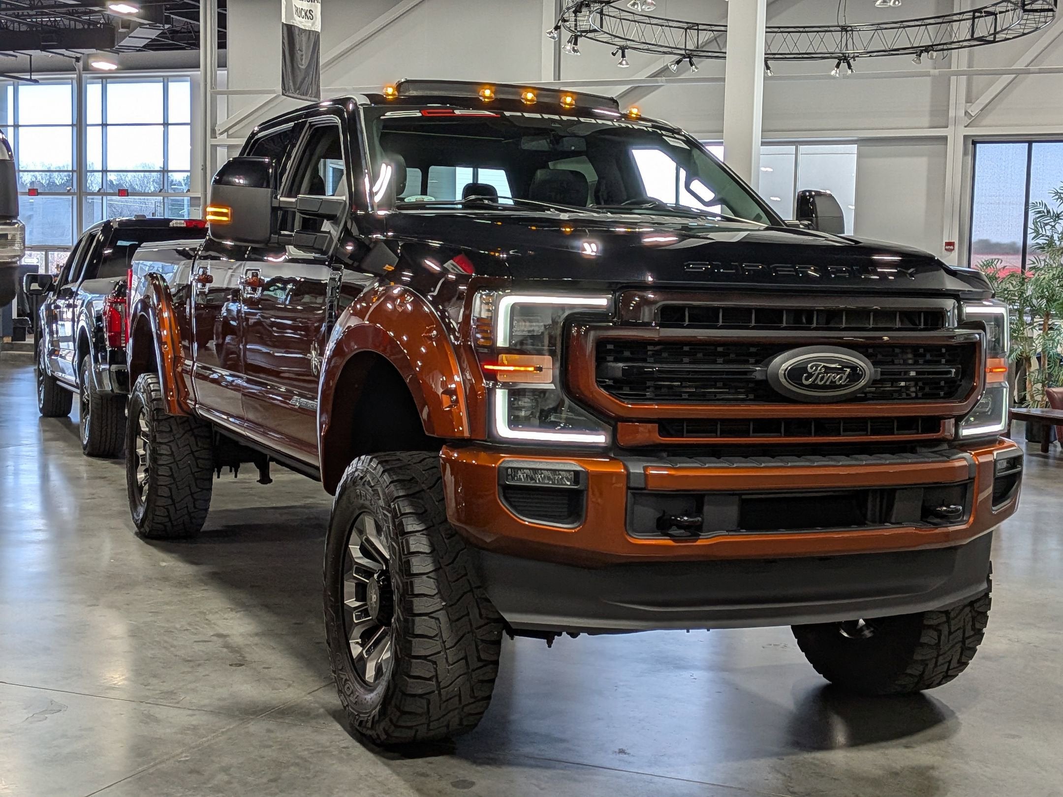 2021 Ford Super Duty F-250 SRW LARIAT
