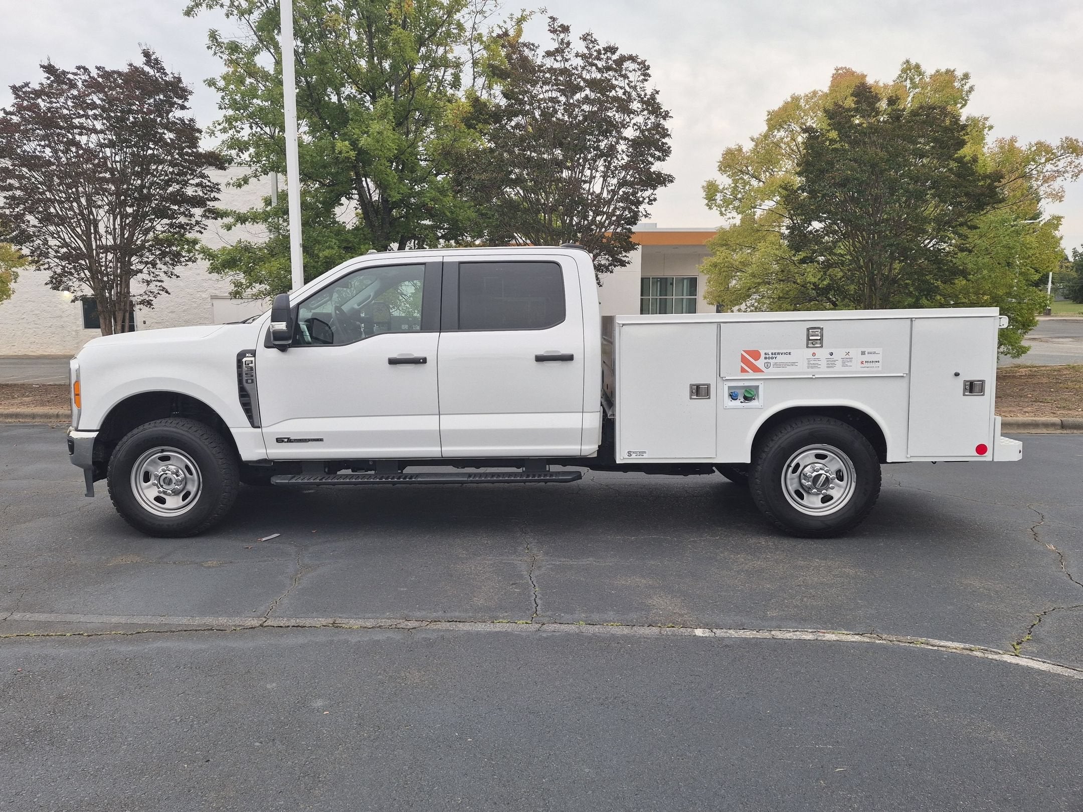 2023 Ford Super Duty F-350 SRW XL