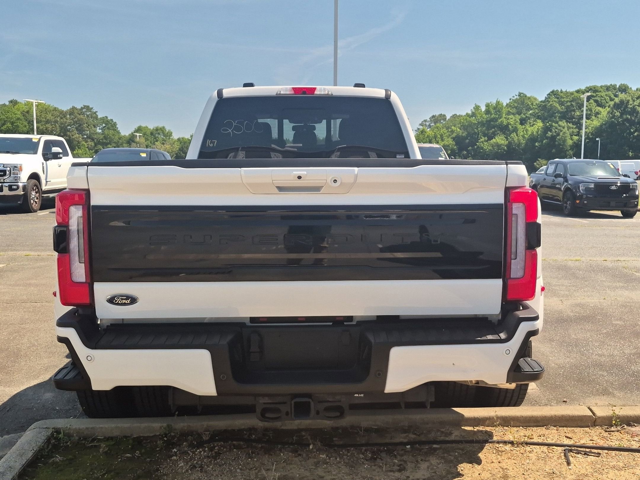 2025 Ford Super Duty F-350 DRW Platinum