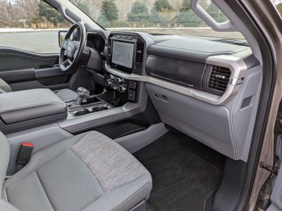 2023 Ford F-150 Lightning XLT