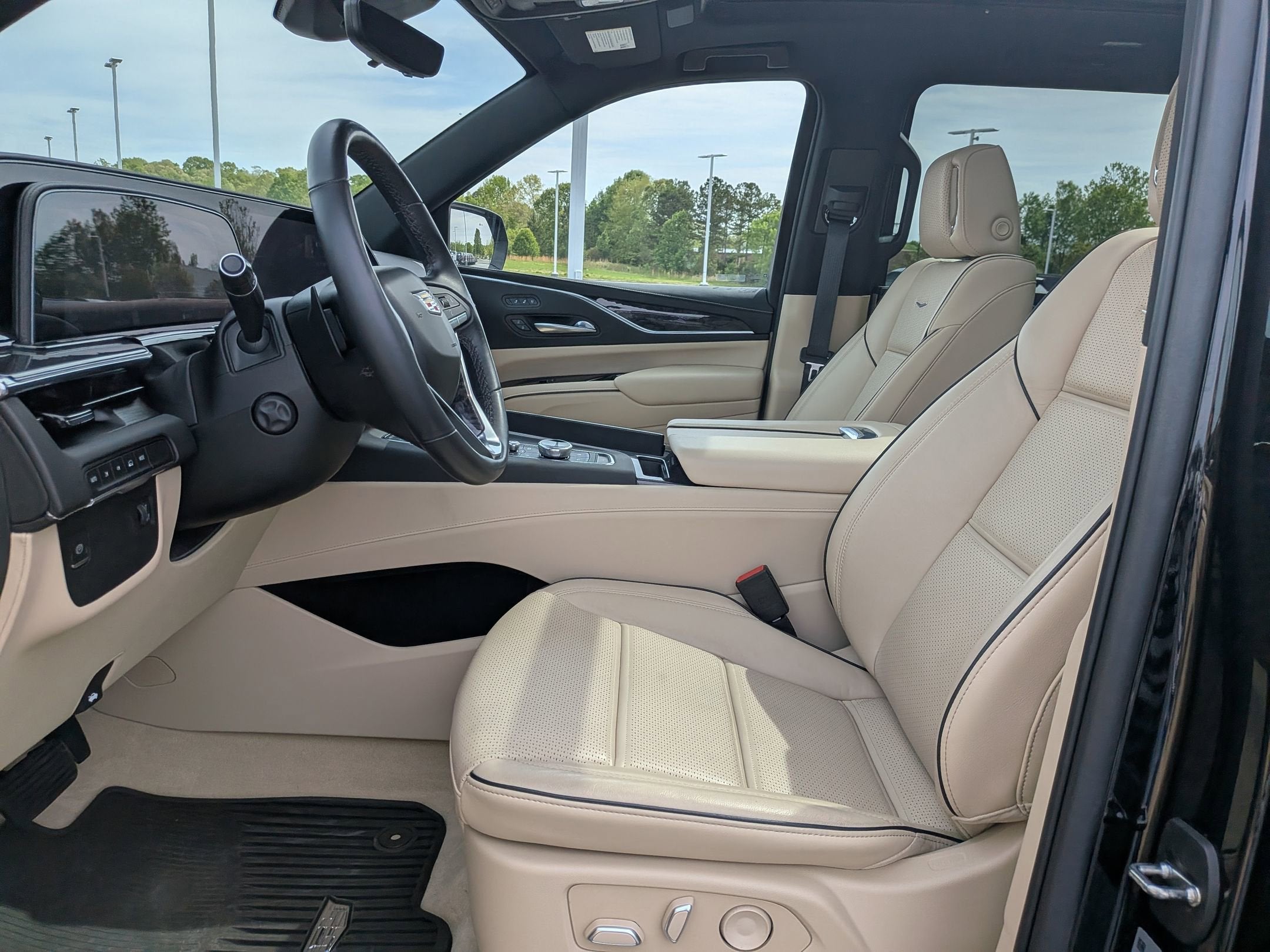 2023 Cadillac Escalade ESV 4WD Premium Luxury