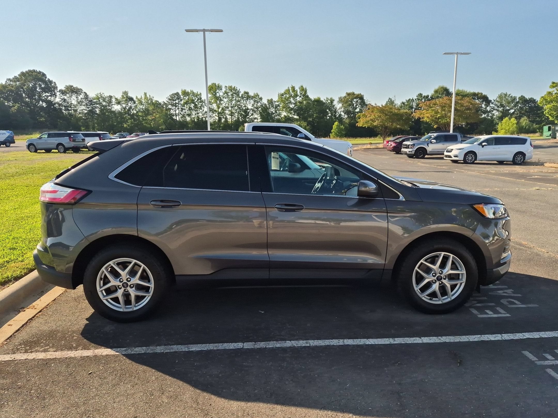 2022 Ford Edge SEL