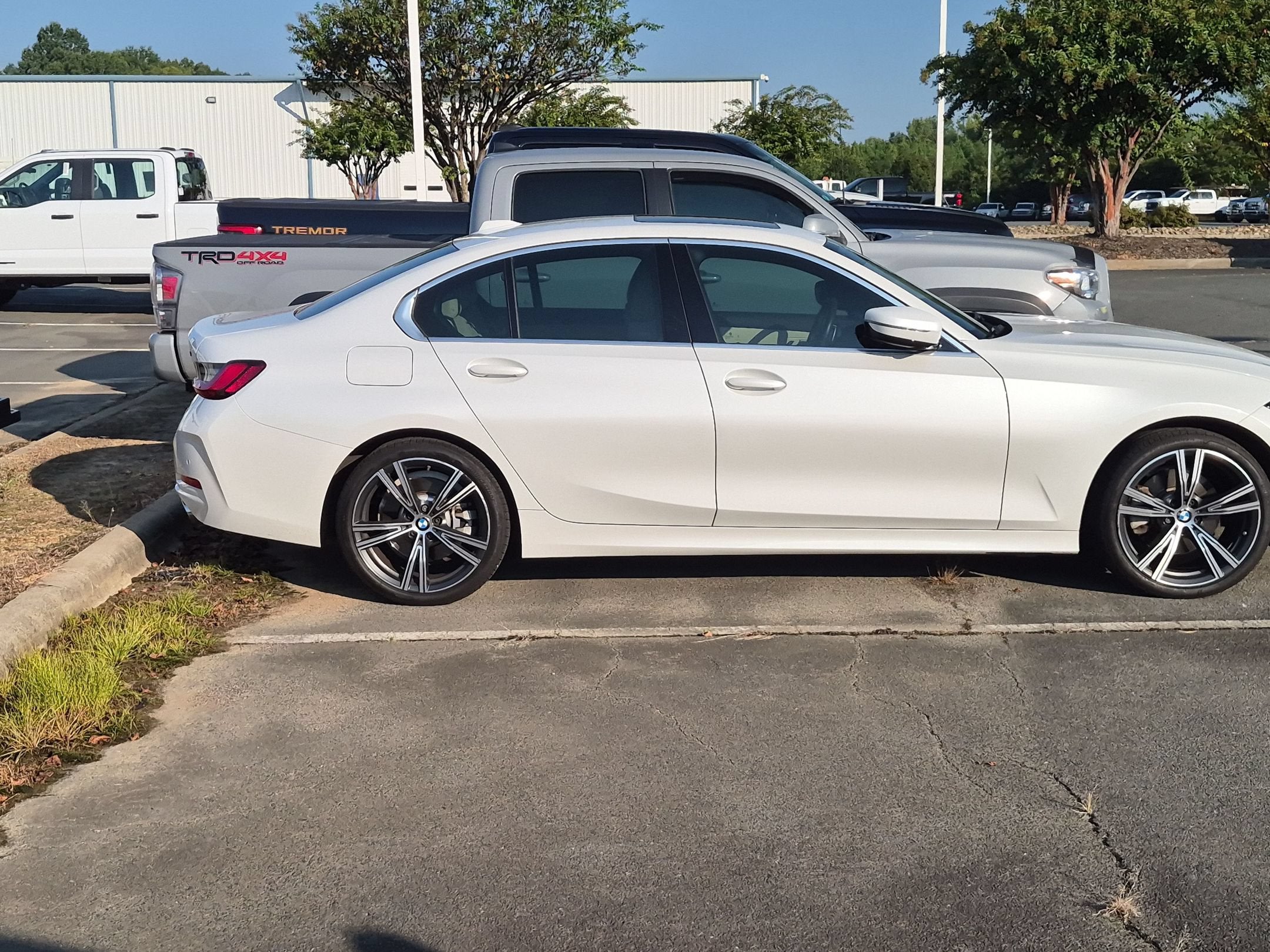 2024 BMW 3 Series 330i xDrive