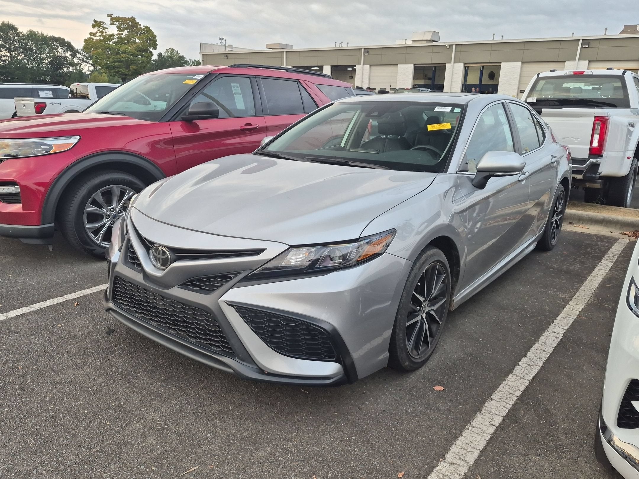 2024 Toyota Camry SE