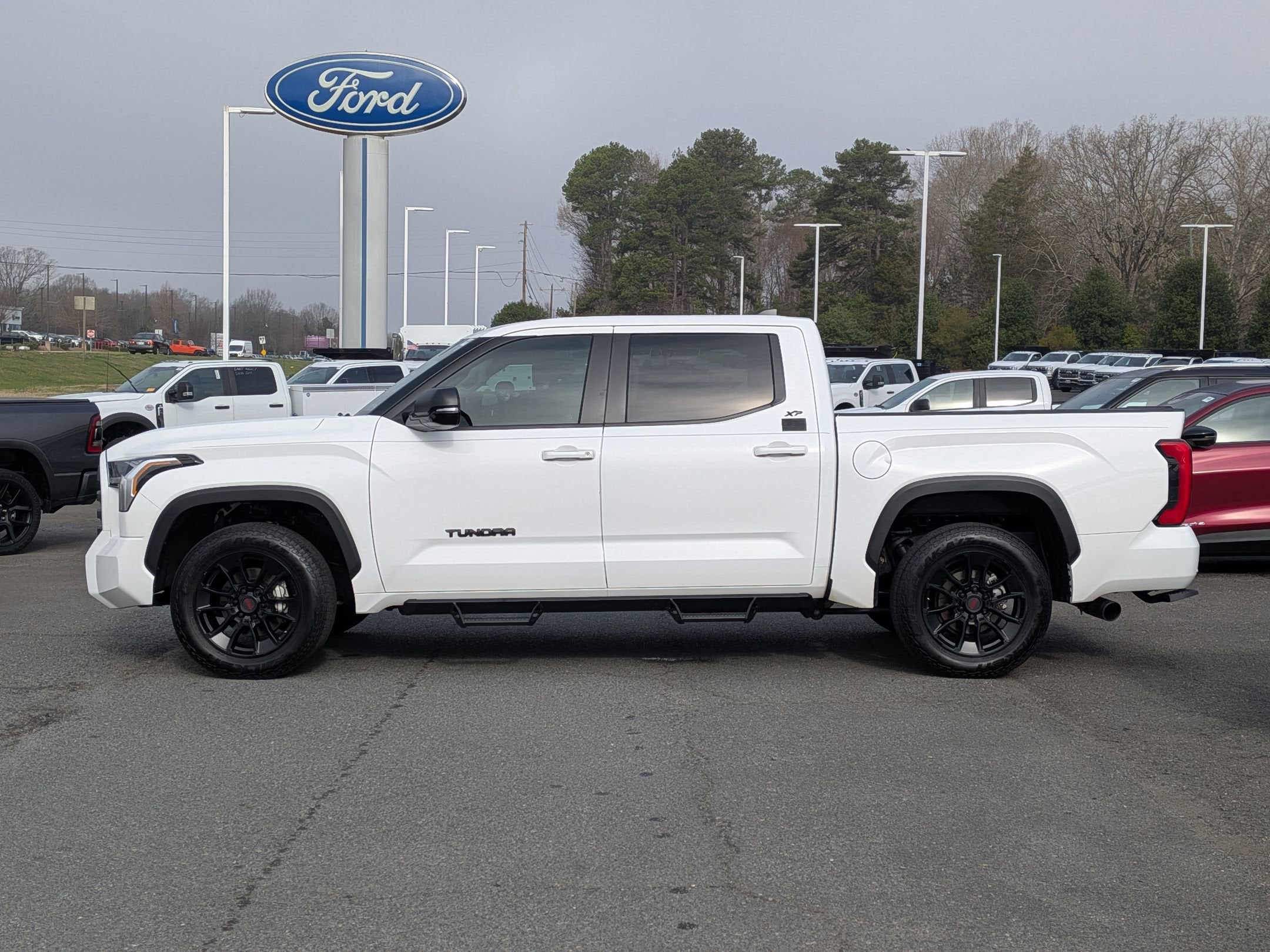 2024 Toyota Tundra 2WD SR5