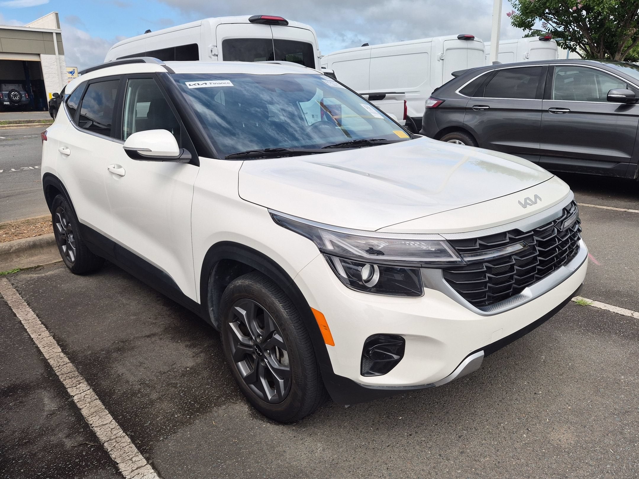 2024 Kia Seltos S