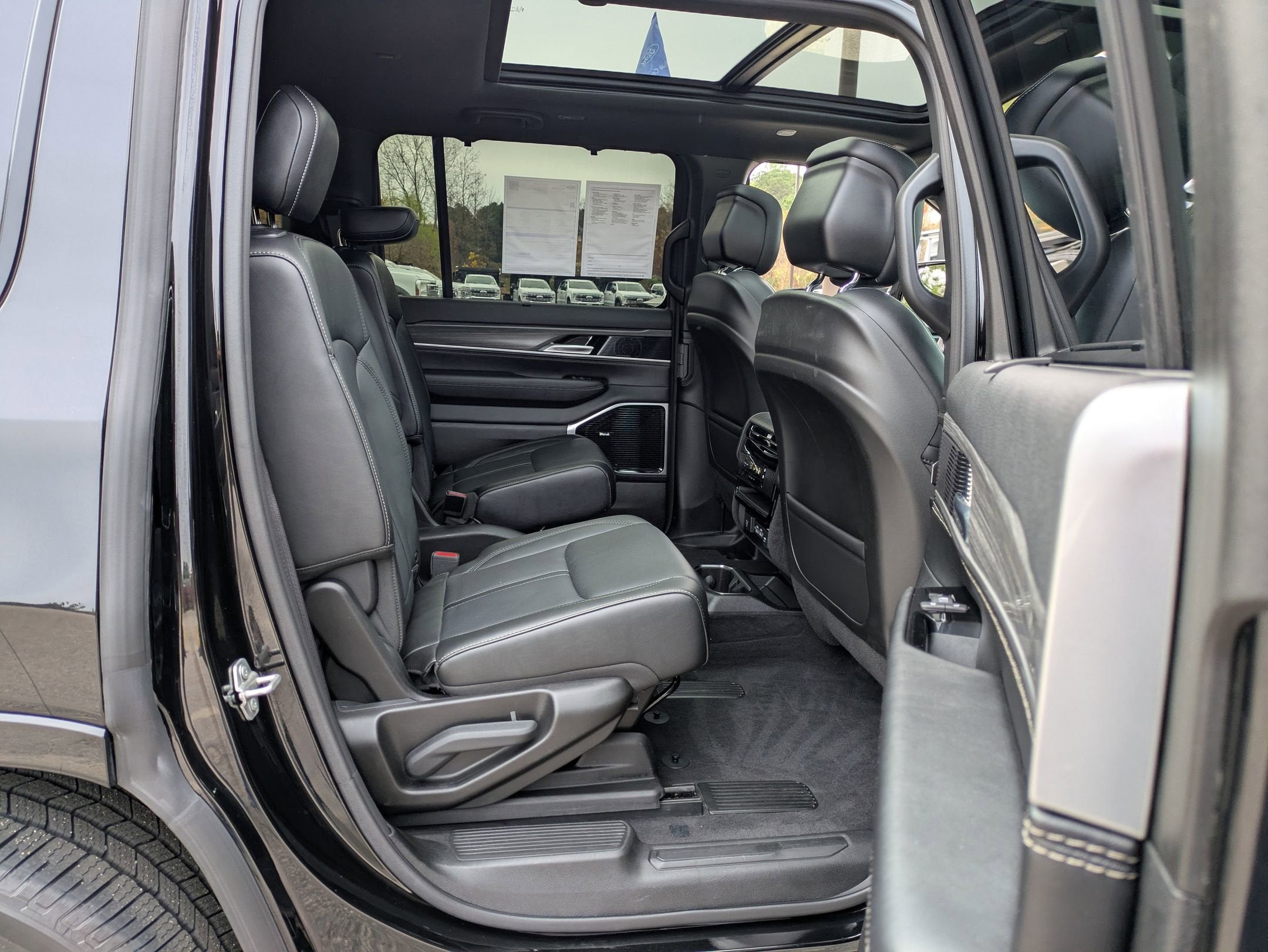 2024 Jeep Wagoneer Series III