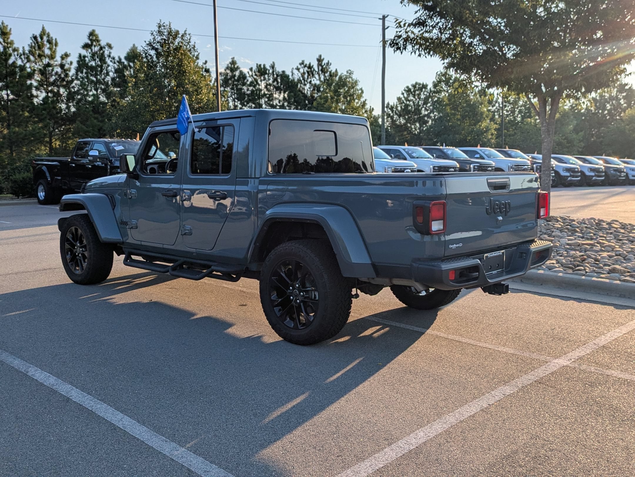 2025 Jeep Gladiator Nighthawk