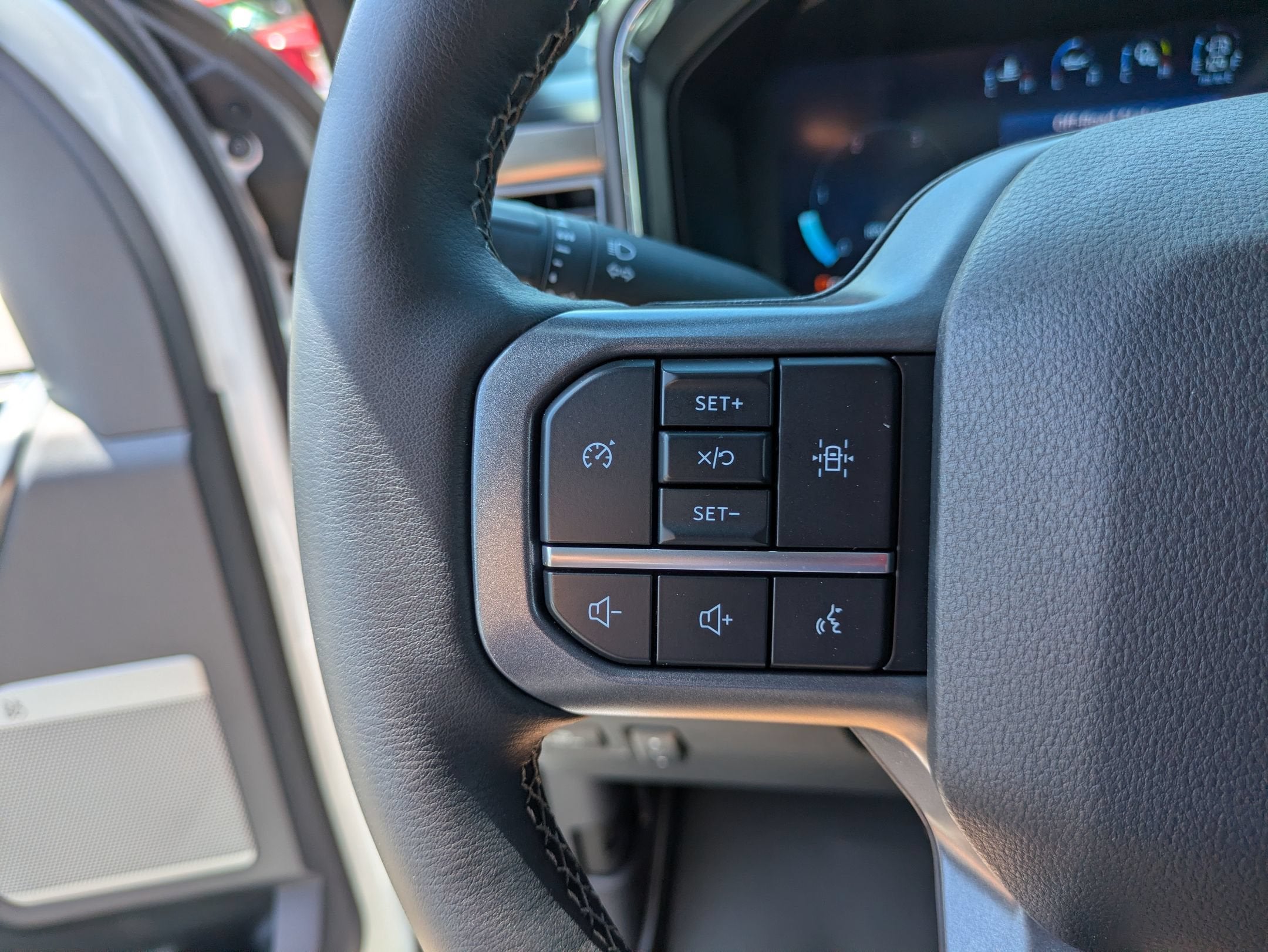 2025 Ford Super Duty F-450 DRW LARIAT
