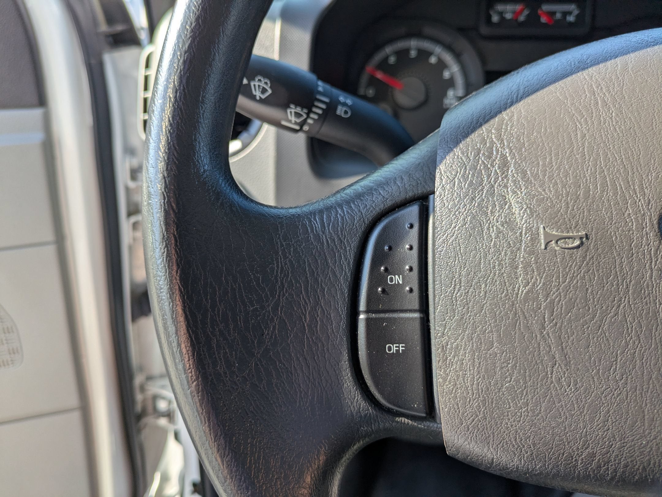 2018 Ford E-Series Cutaway Base